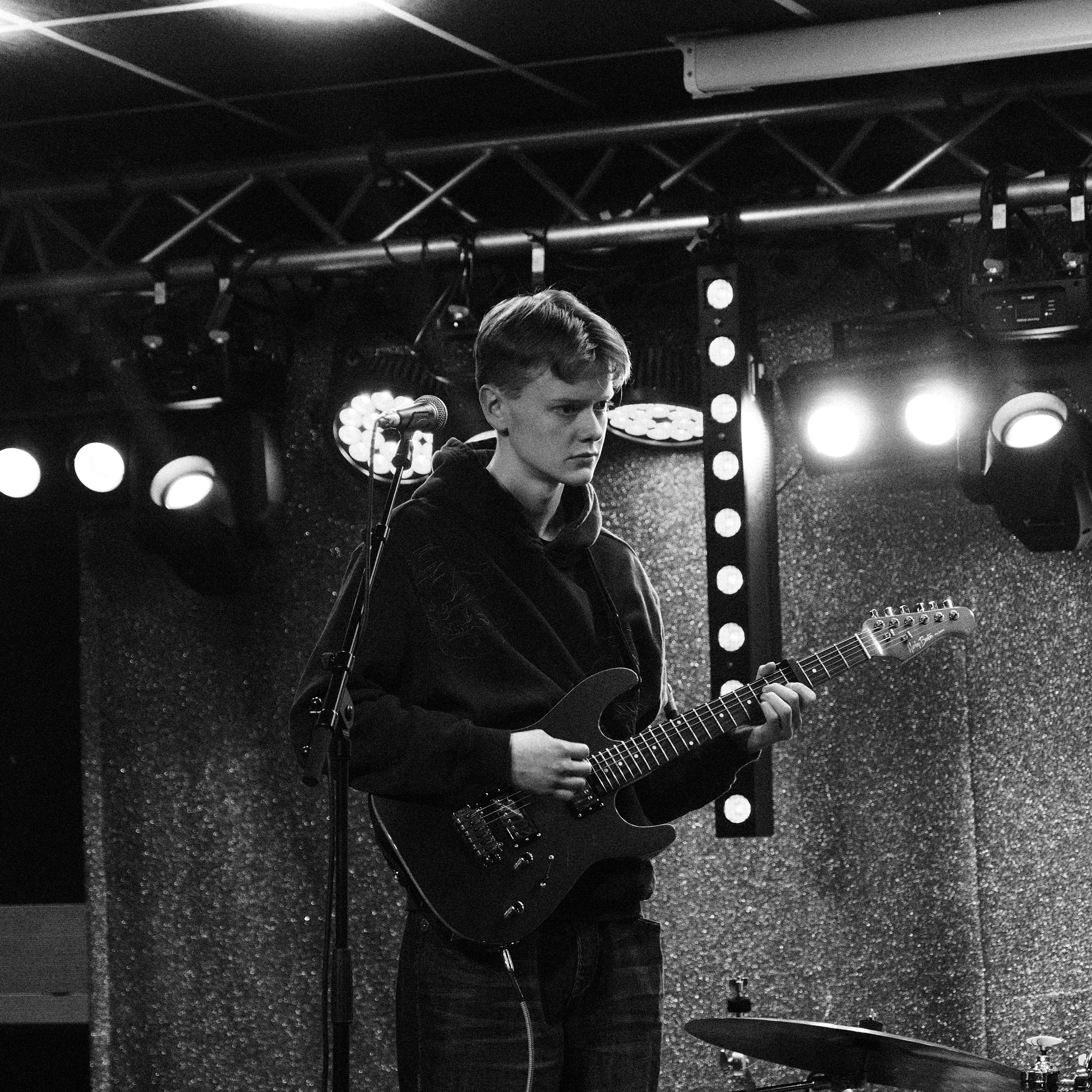 sign crushes motorist Portrait