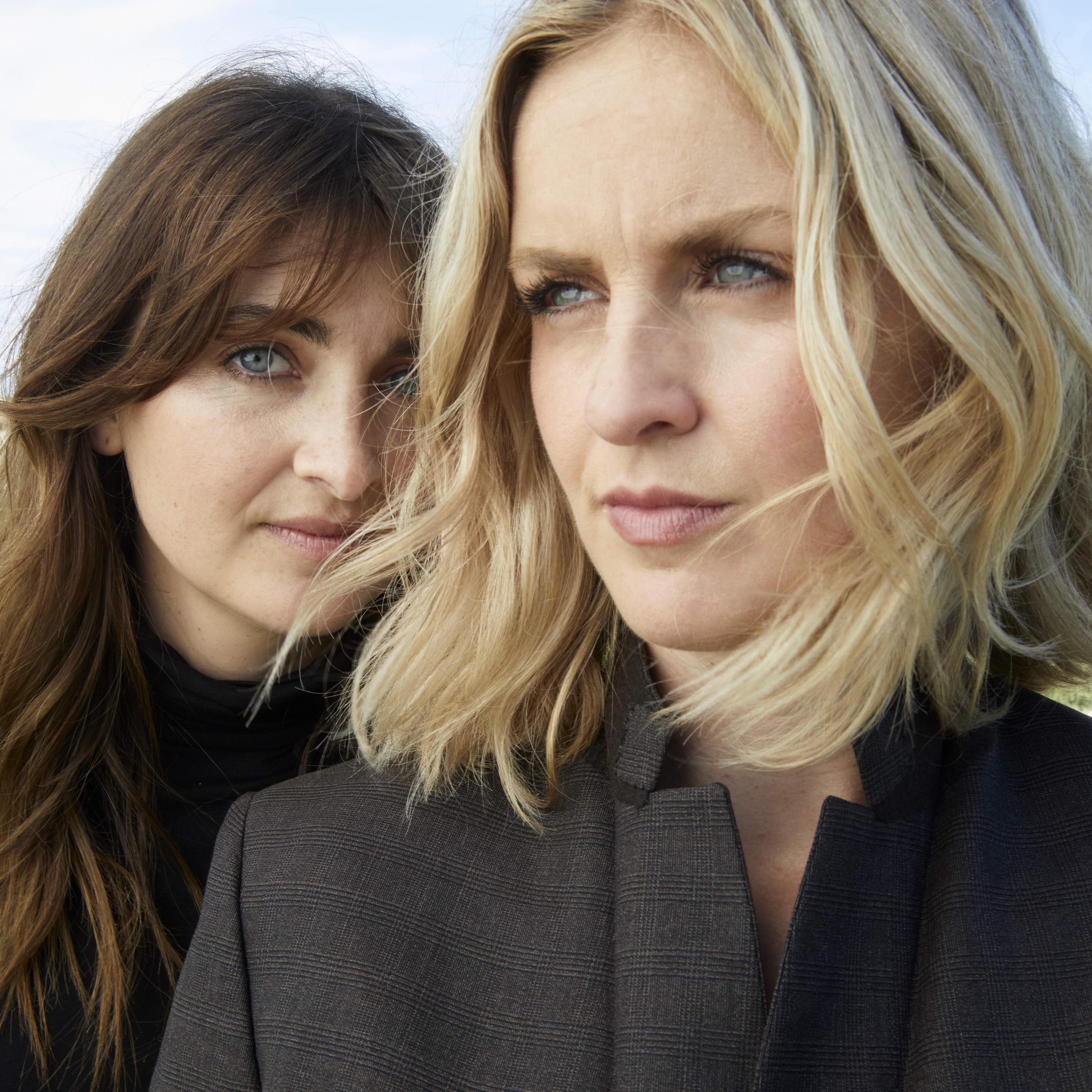 Ward Thomas Portrait