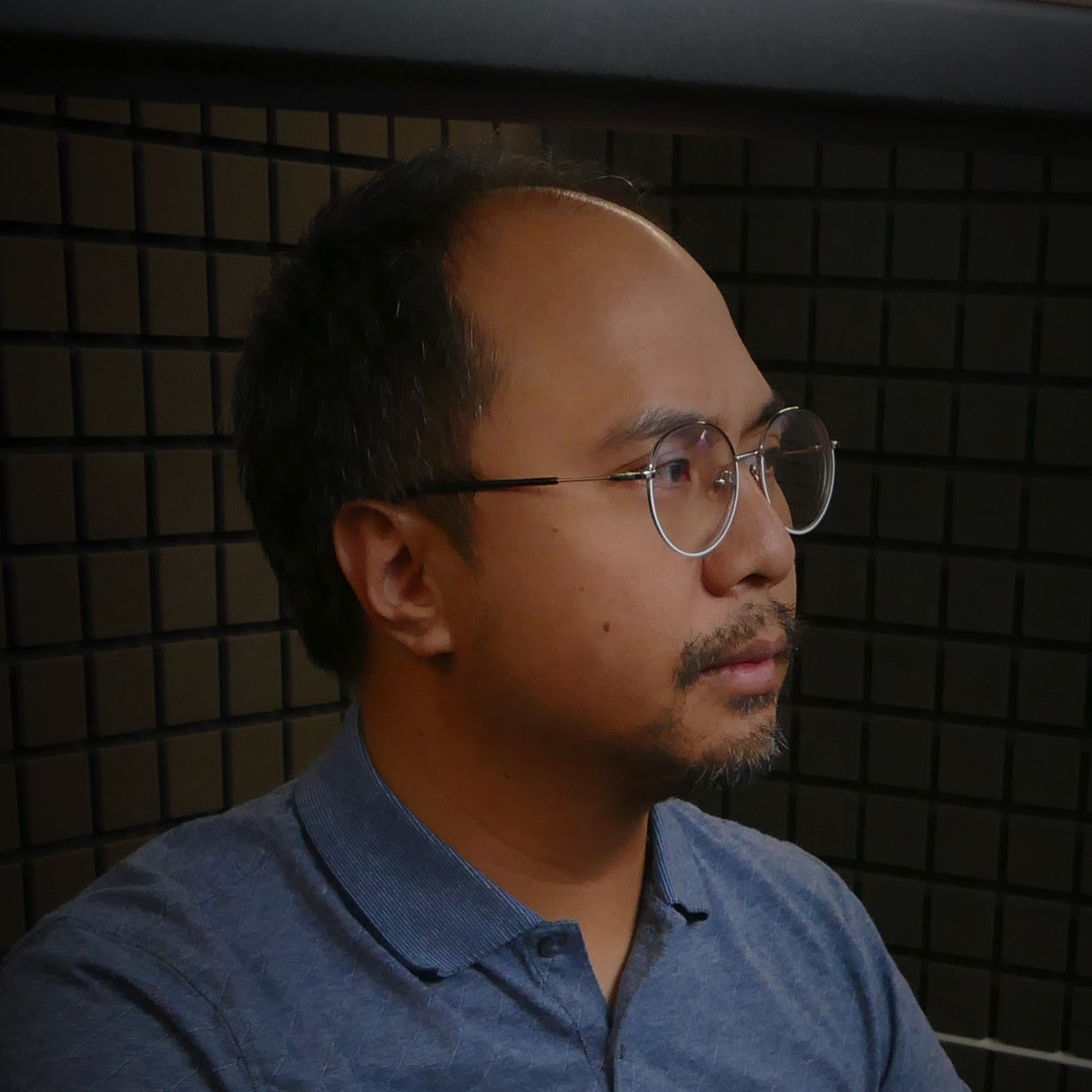 Vincent Diamante Portrait