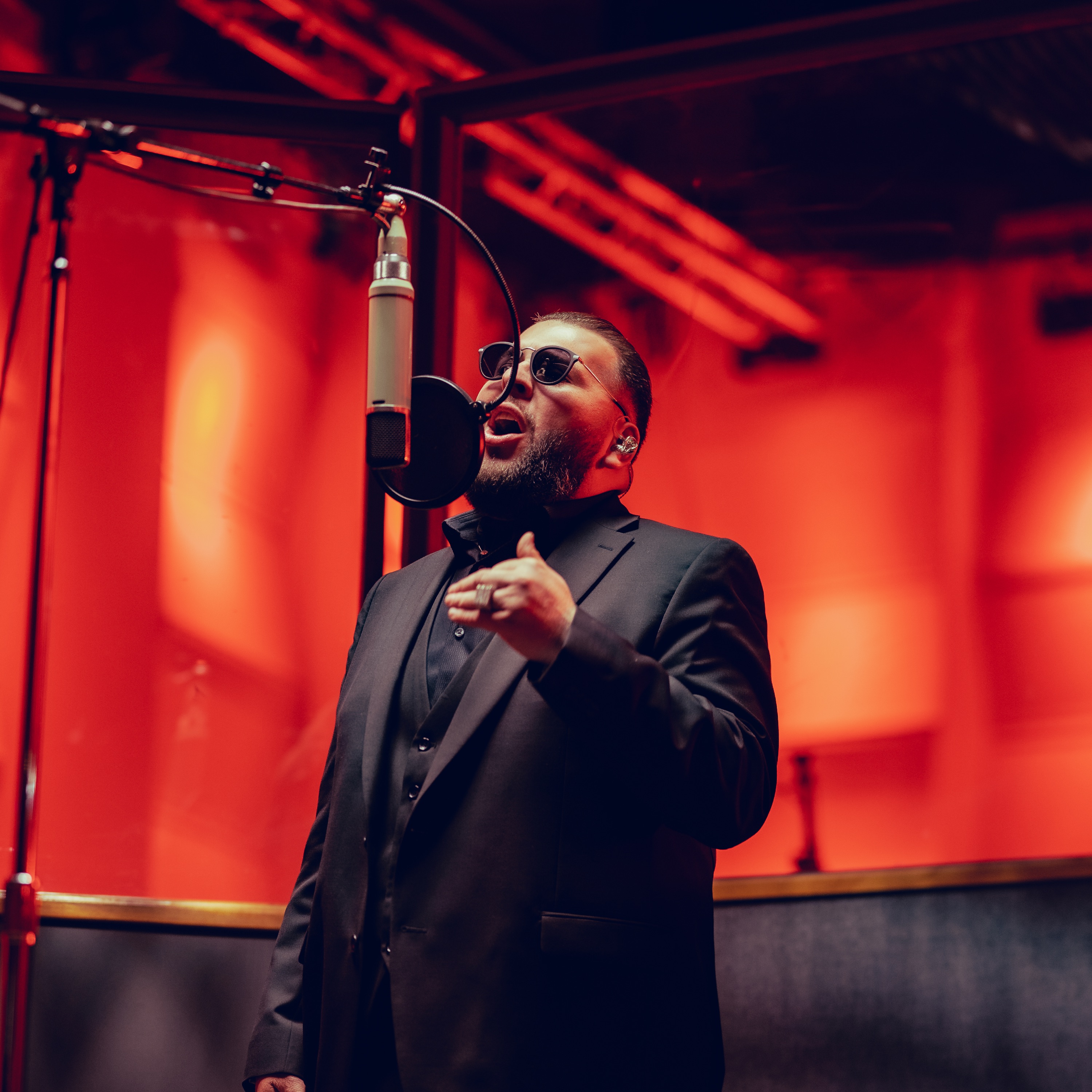 El Fantasma Portrait