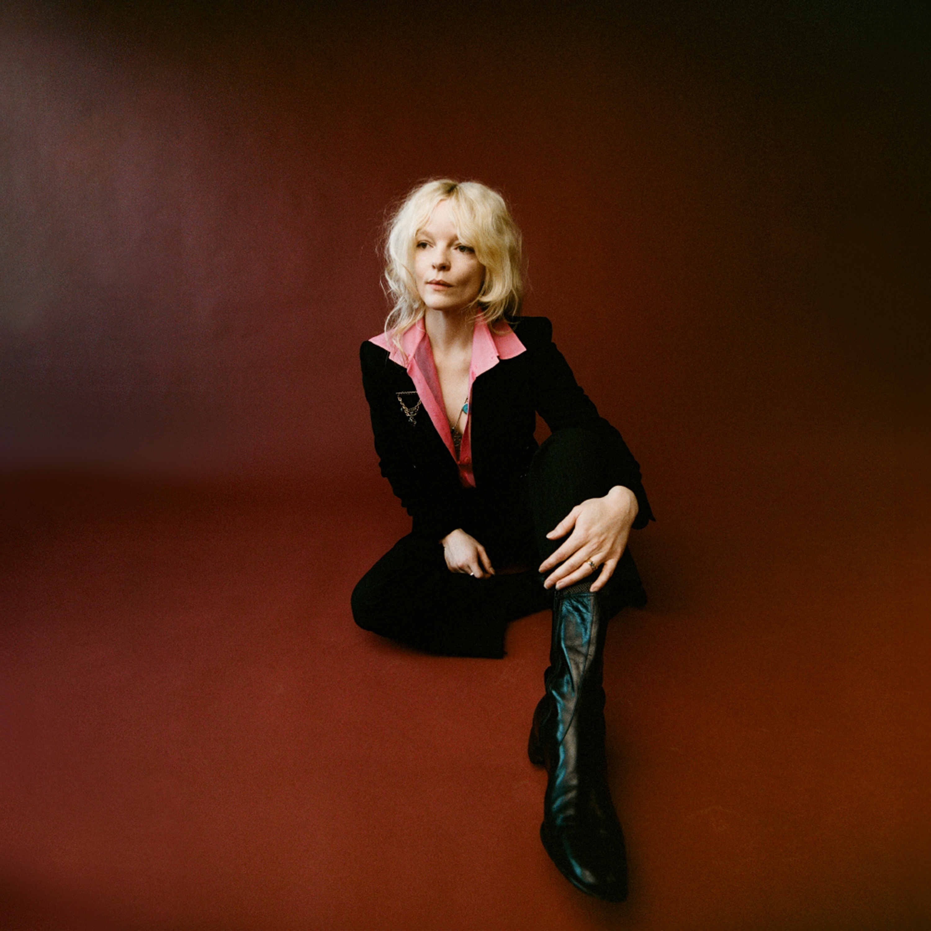 Jessica Pratt Portrait