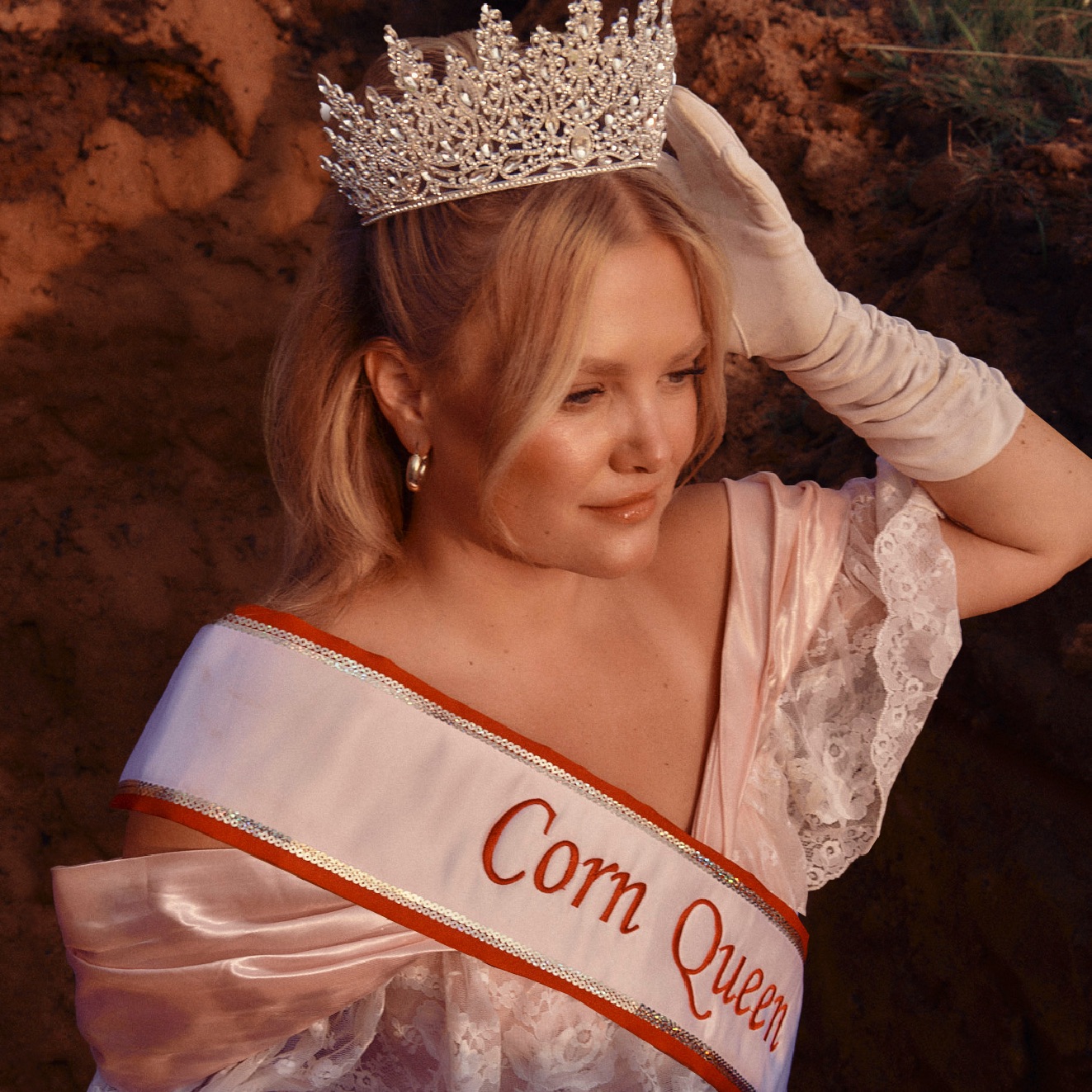 Hailey Whitters Portrait