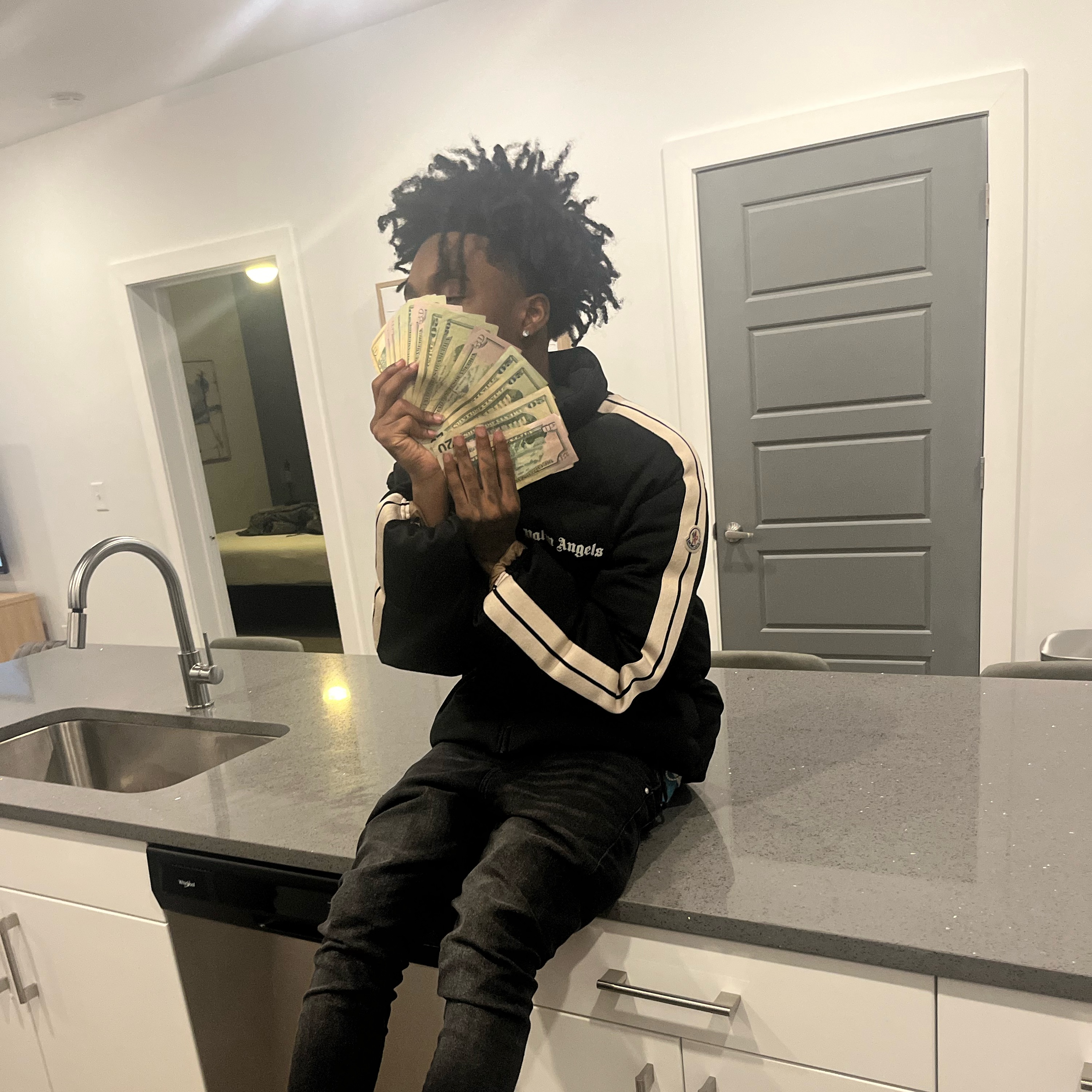 Pradabagshawty Portrait