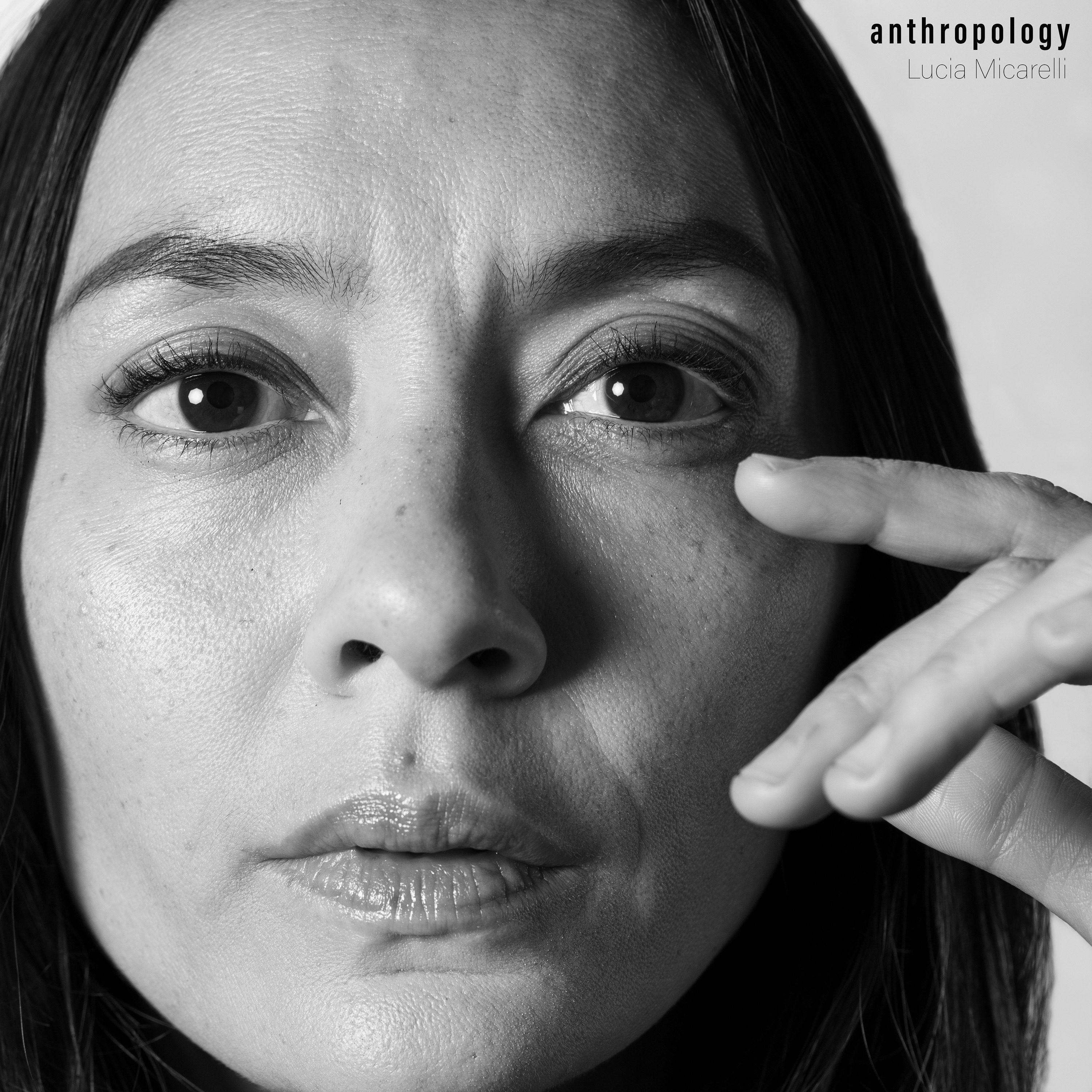 Lucia Micarelli Portrait