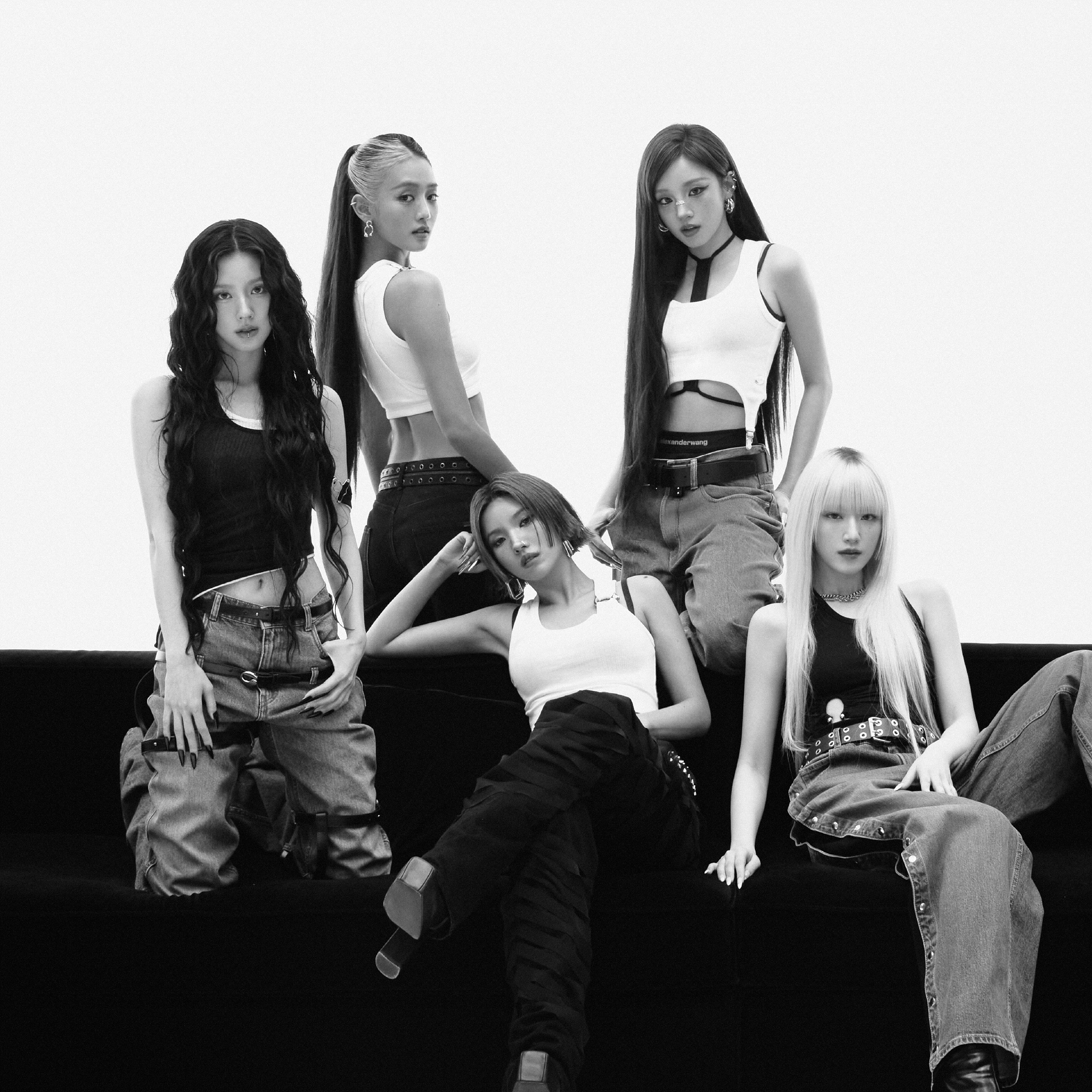 i-dle portrait