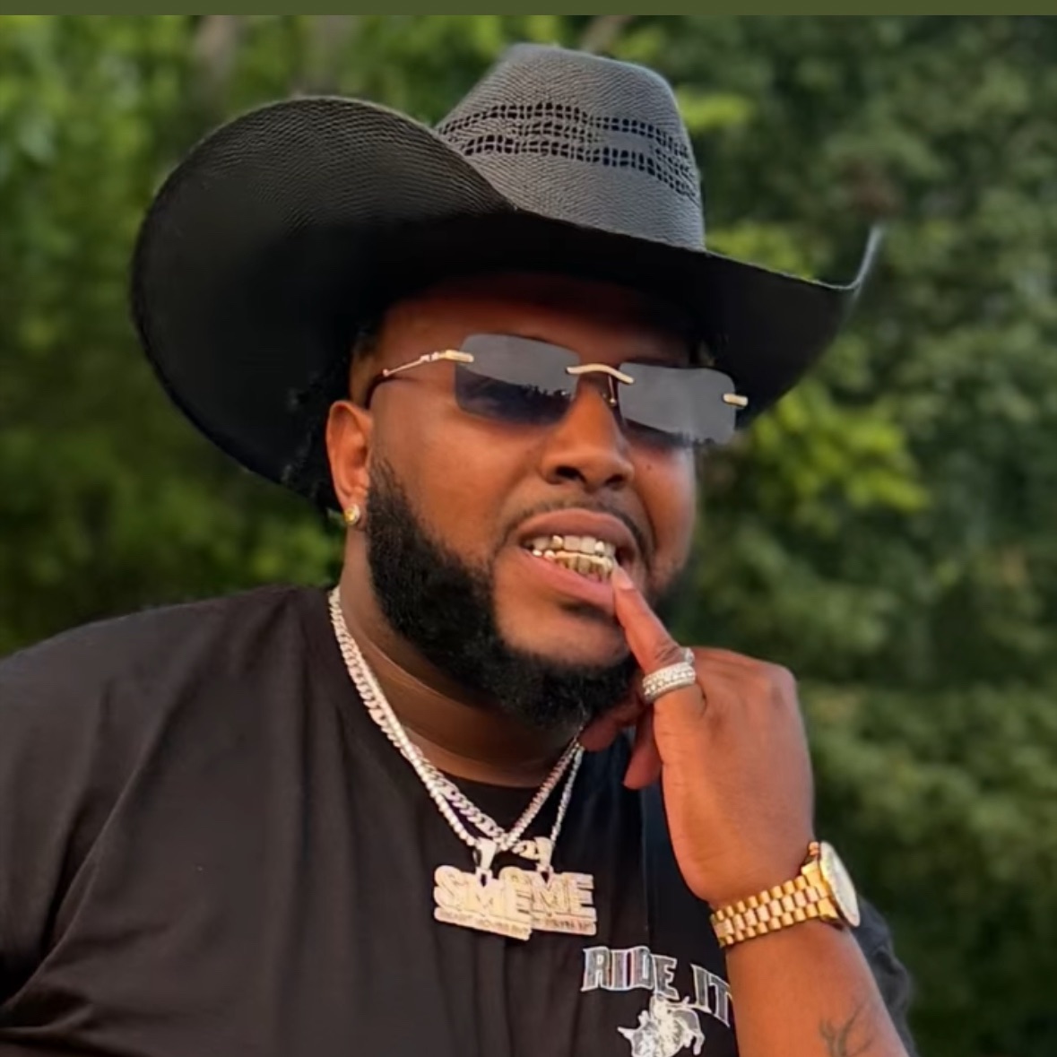 Poppa Hussein Portrait