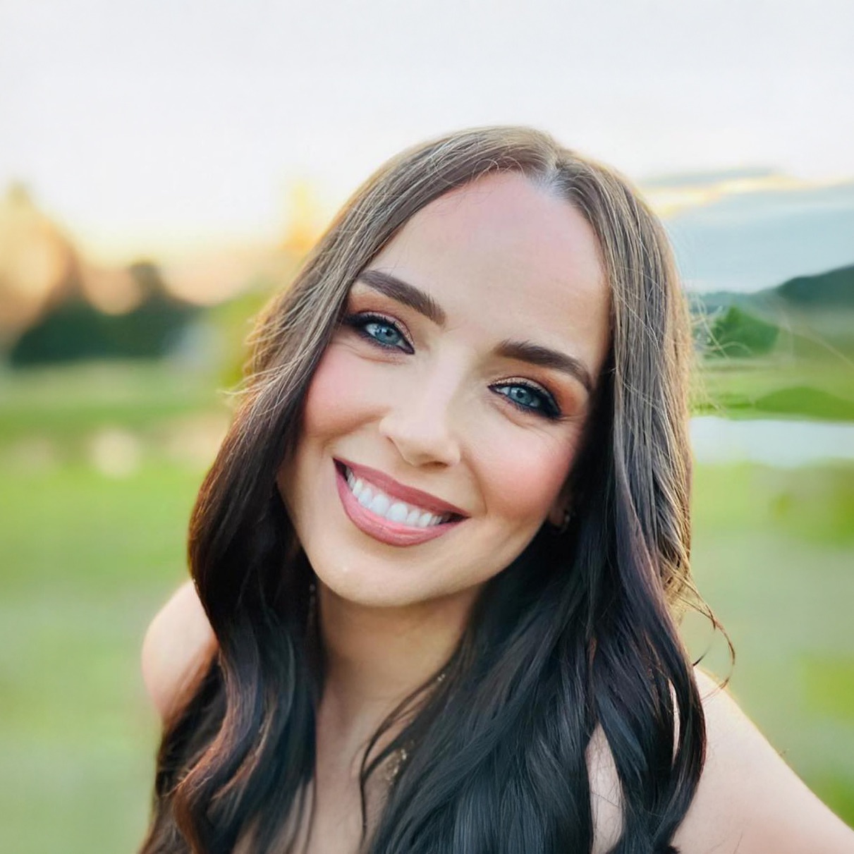 Rebecca Lynn Howard Portrait