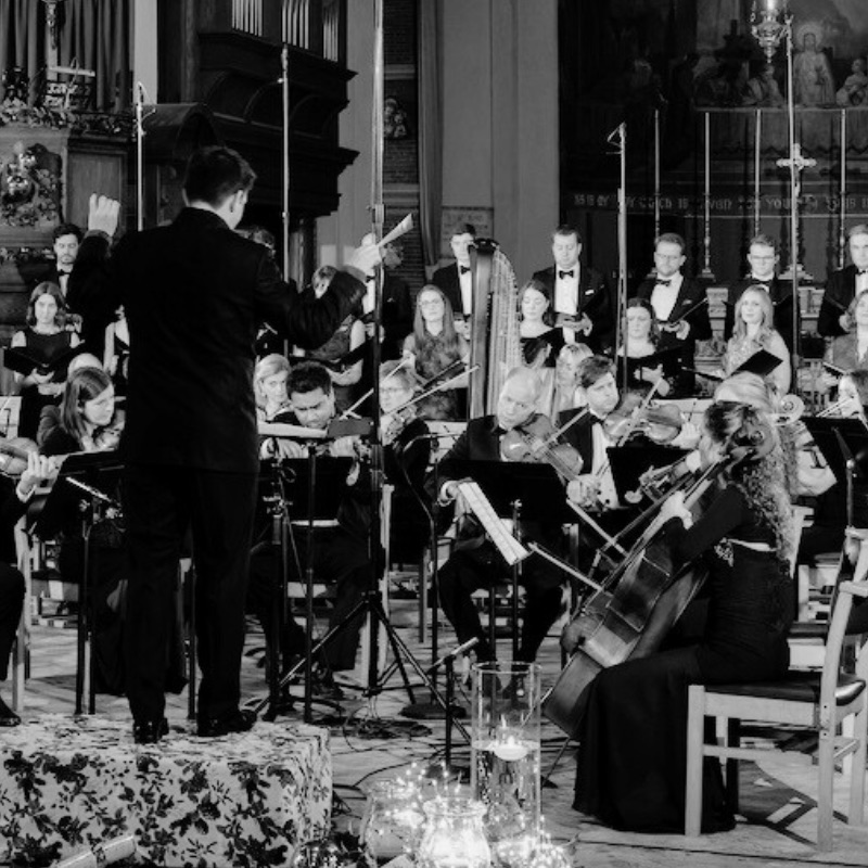 VOCES8 Foundation Orchestra Portrait