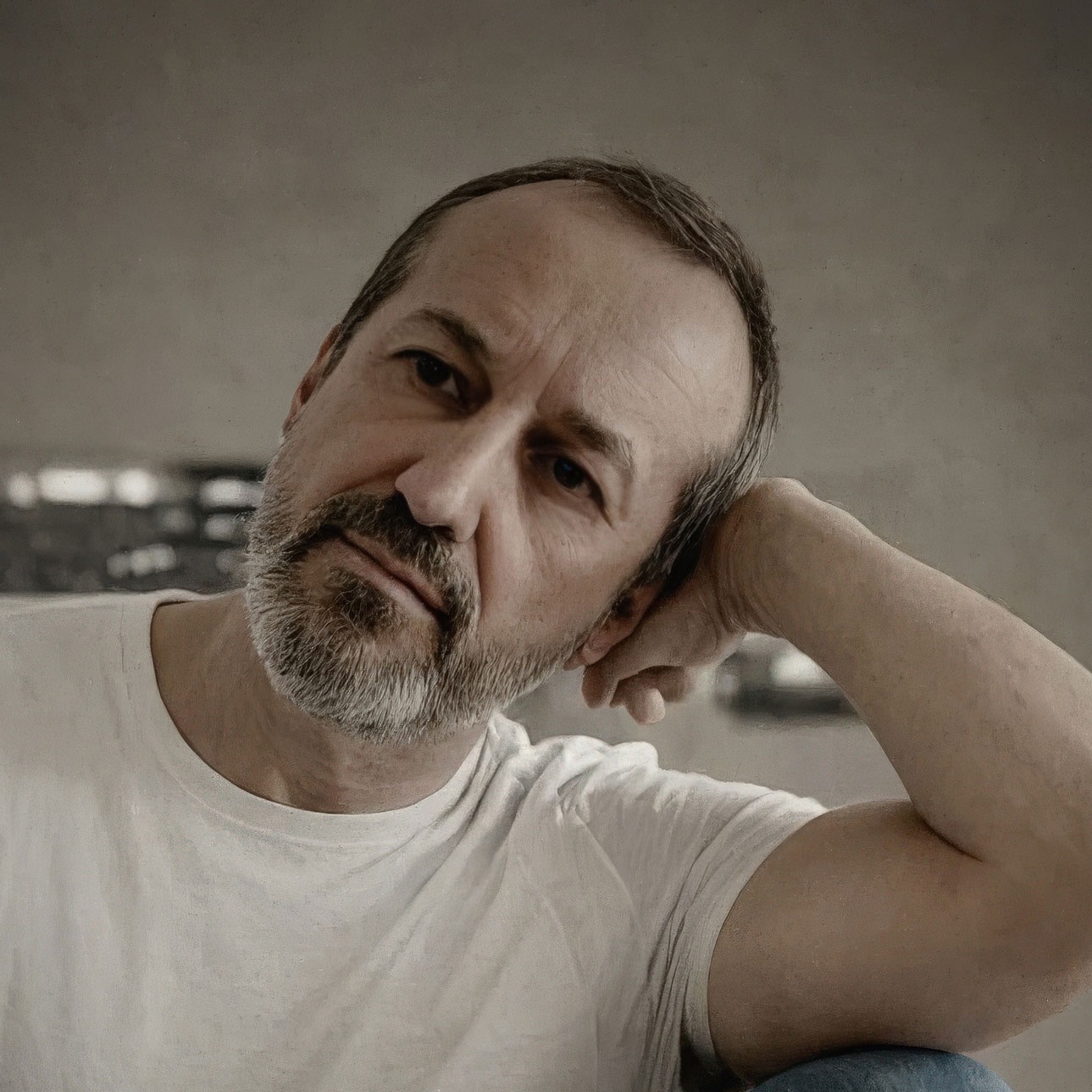 Gold Lounge Portrait