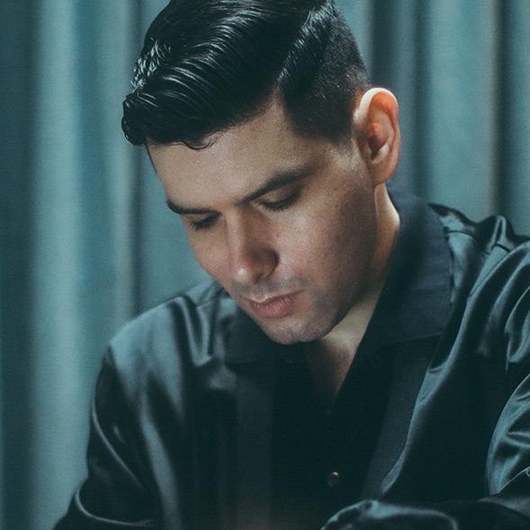 Aaron Frazer portrait