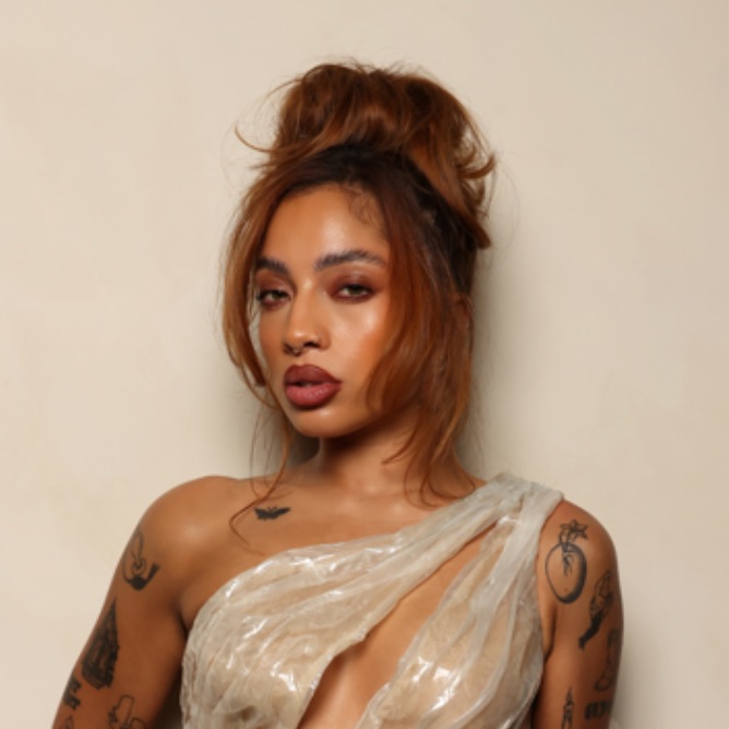 Kiana Ledé Portrait