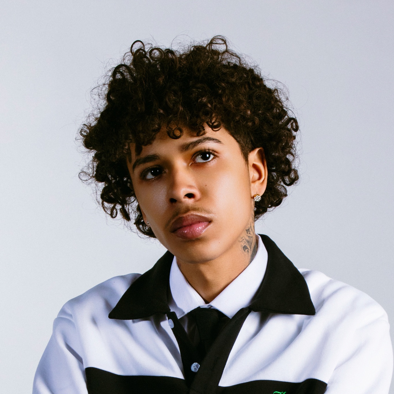Luh Tyler Portrait