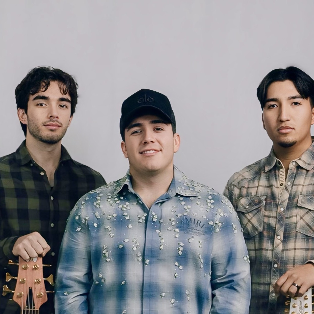 Eslabon Armado Portrait