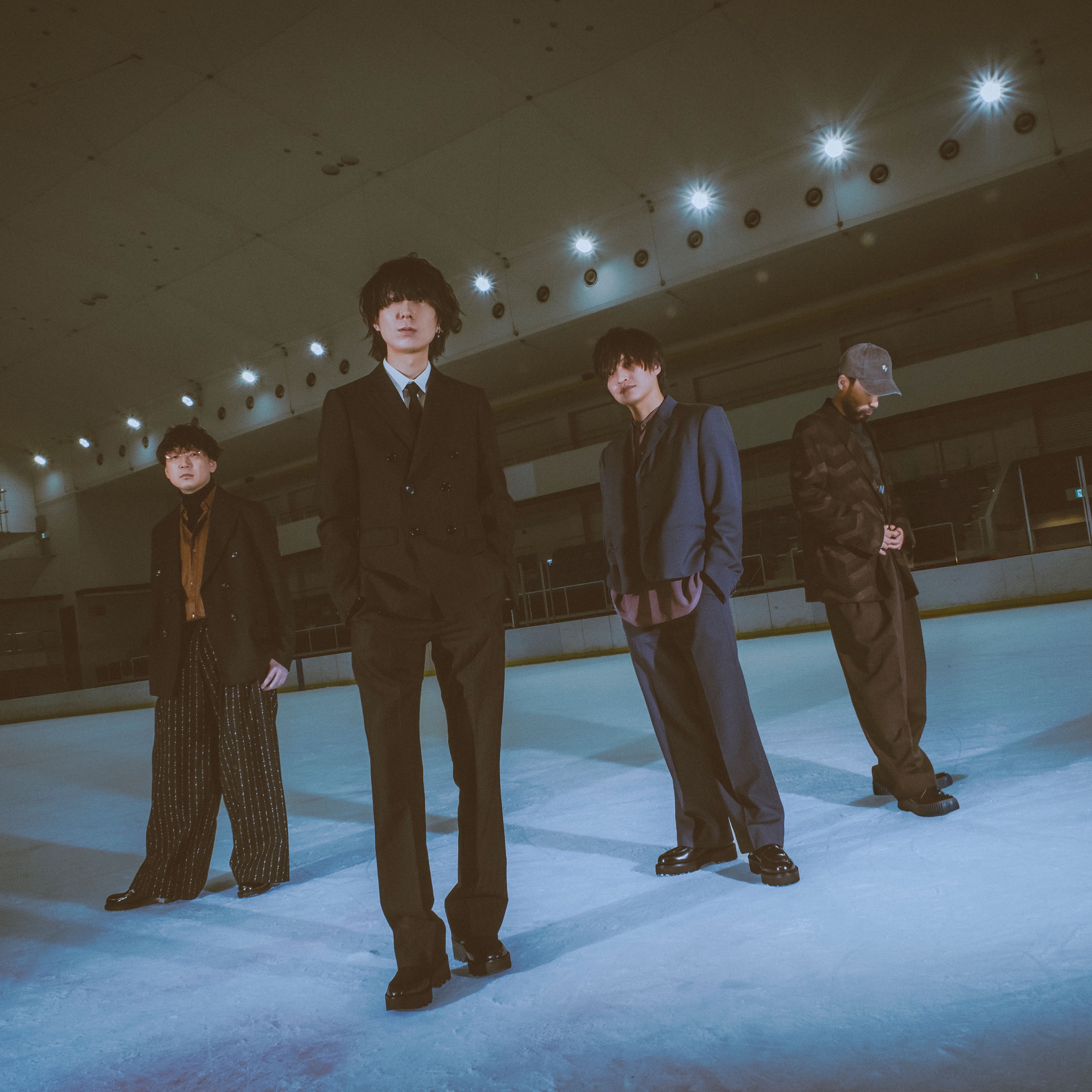 indigo la End Portrait