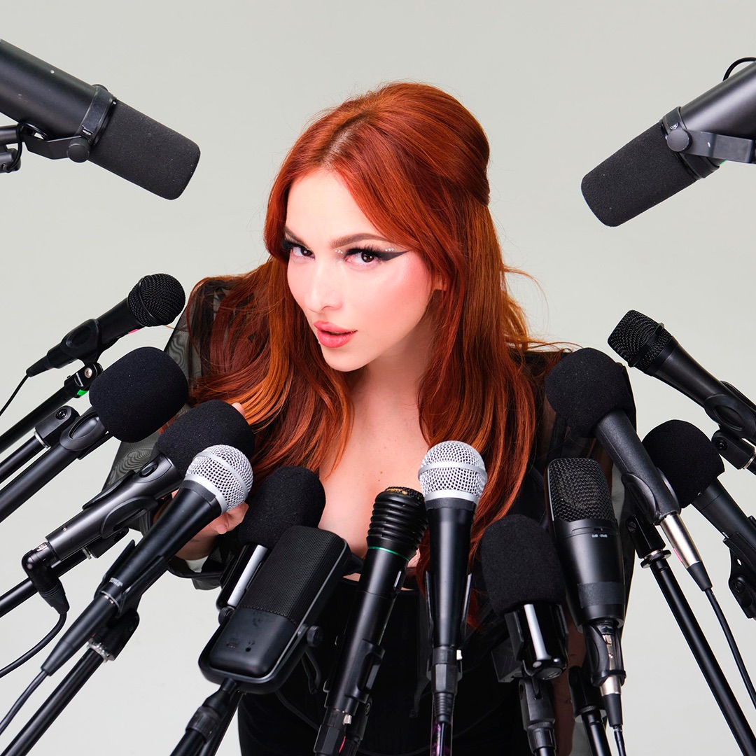 Paty Cantú Portrait