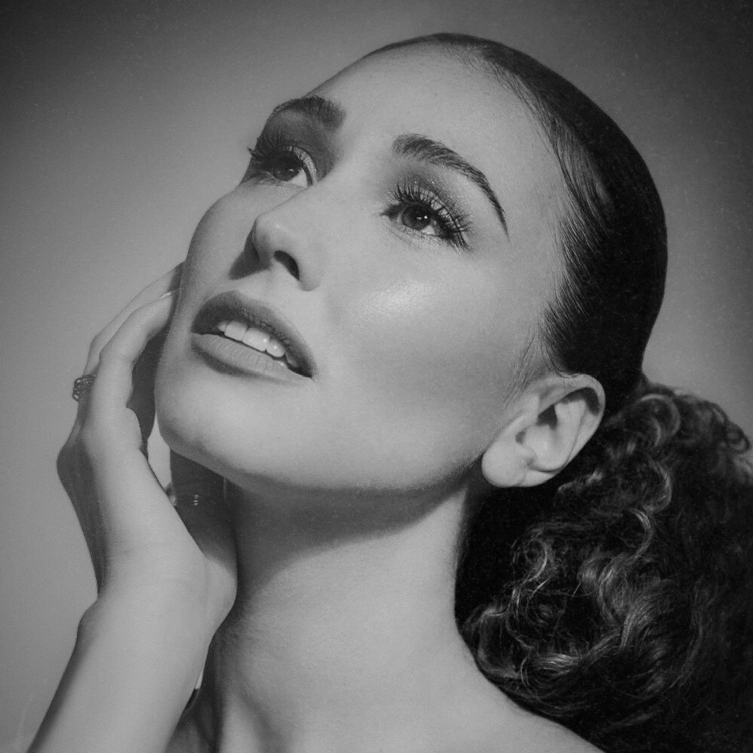 Loren Allred Portrait