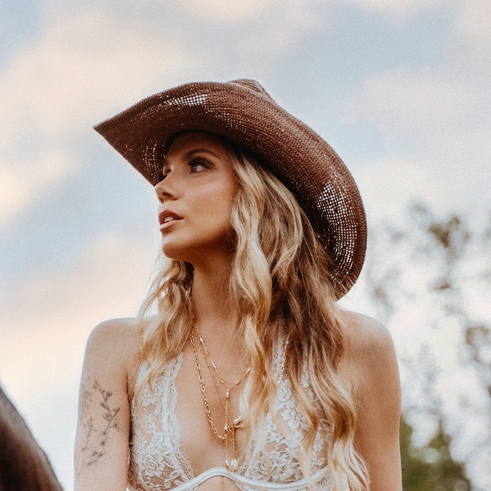 Danielle Bradbery Portrait