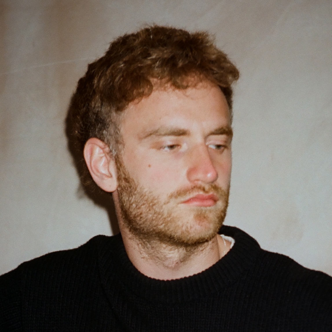Tom Misch Portrait