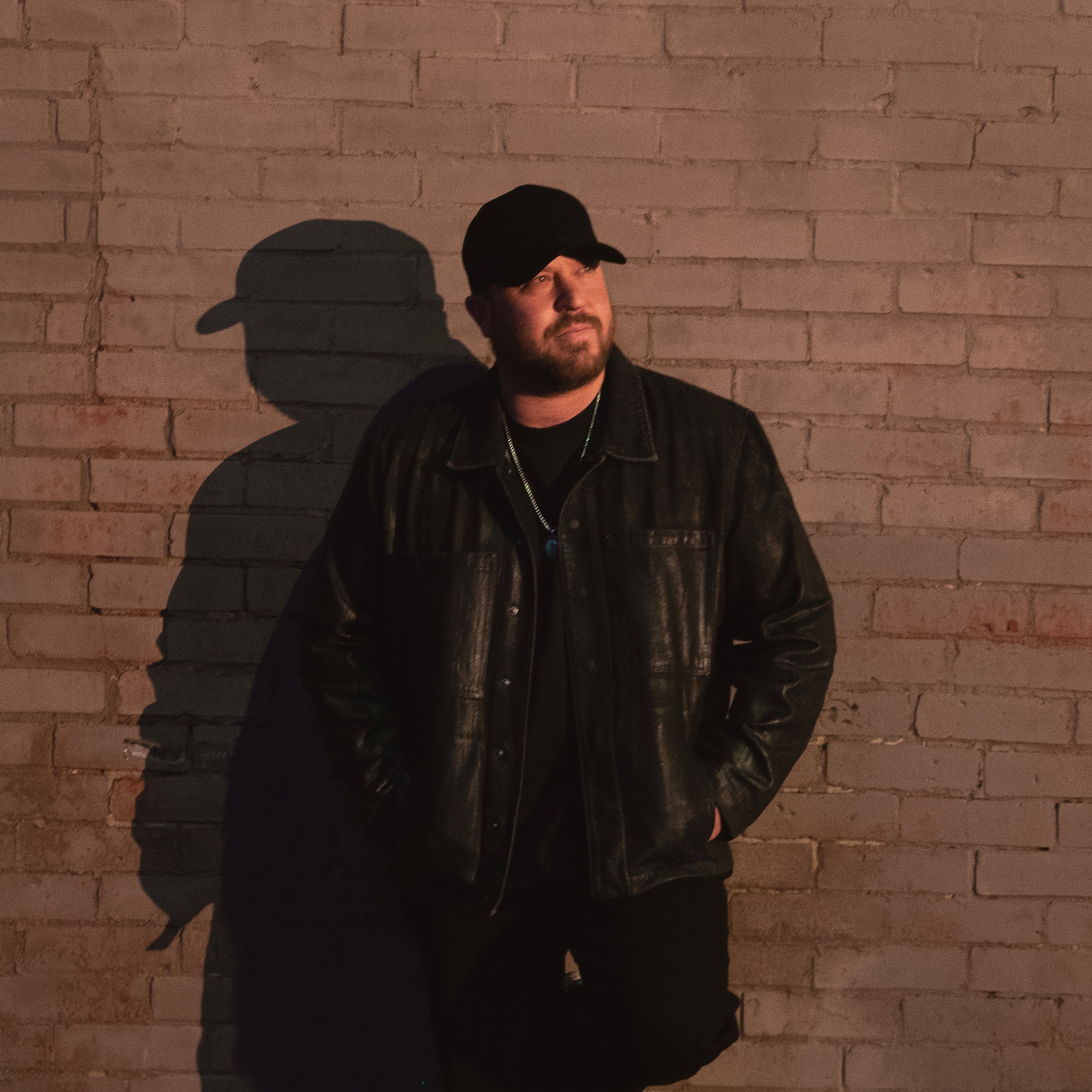 Mitchell Tenpenny Portrait