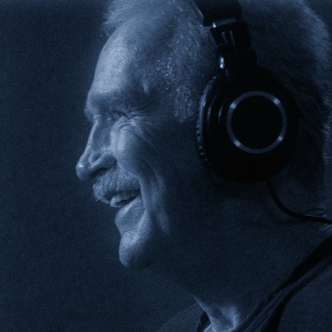 Mike Finnigan Portrait