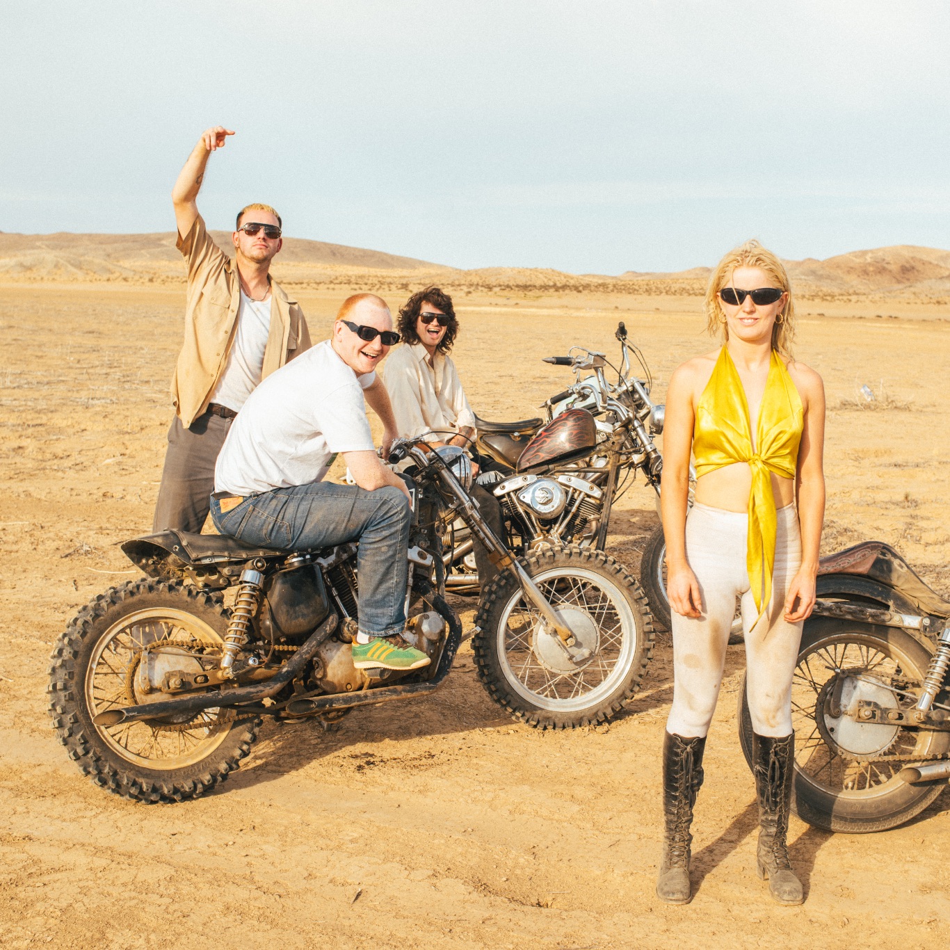 Amyl and The Sniffers Portrait