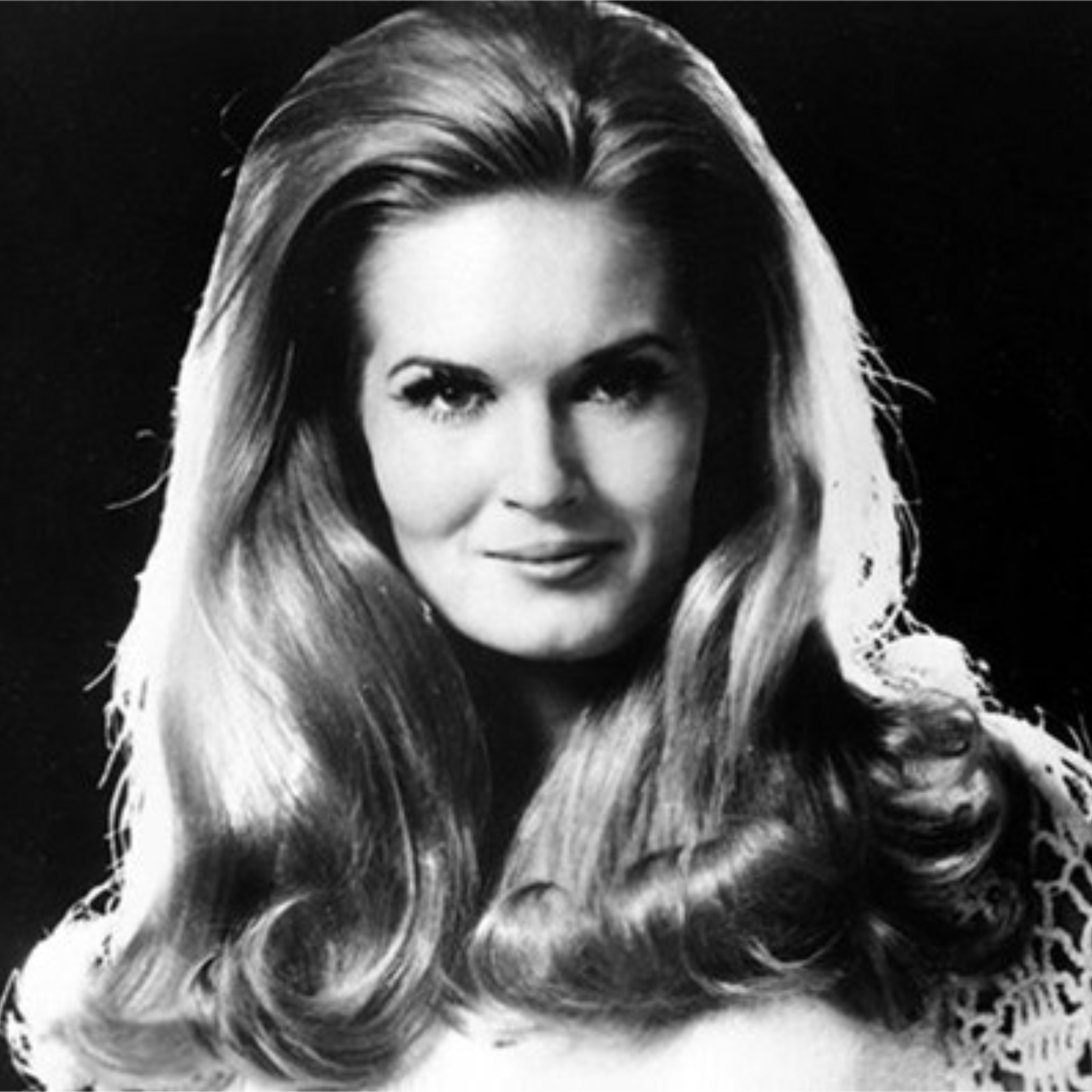Lynn Anderson Portrait