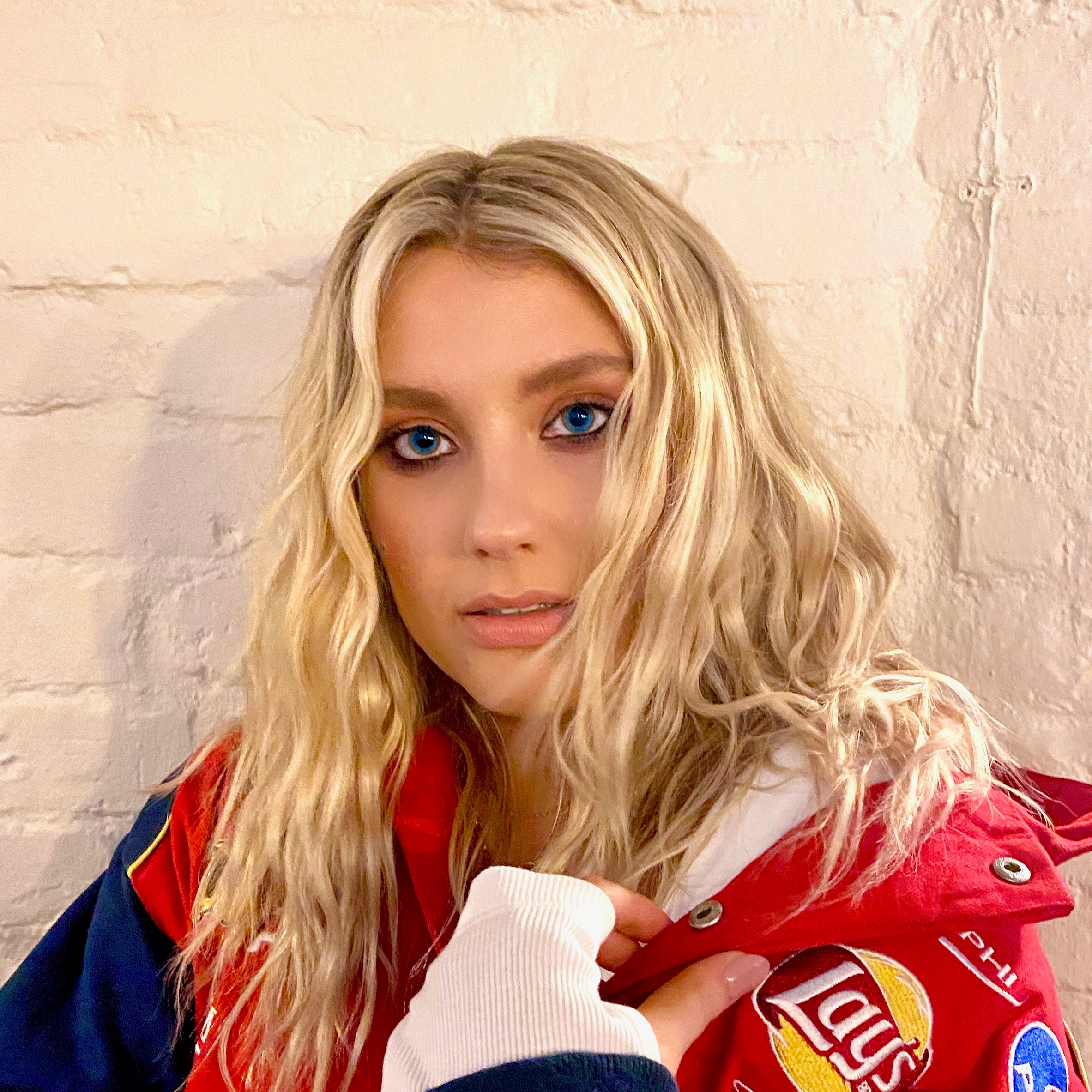 Ella Henderson Portrait