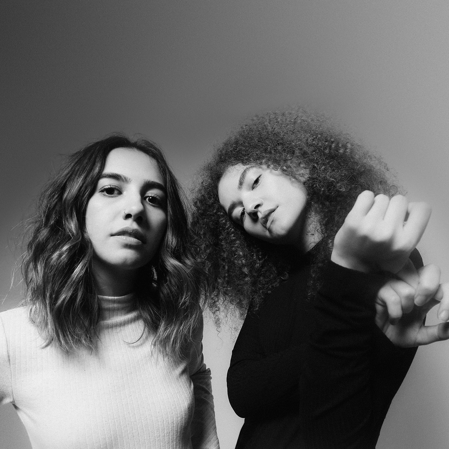 Anavitória Portrait