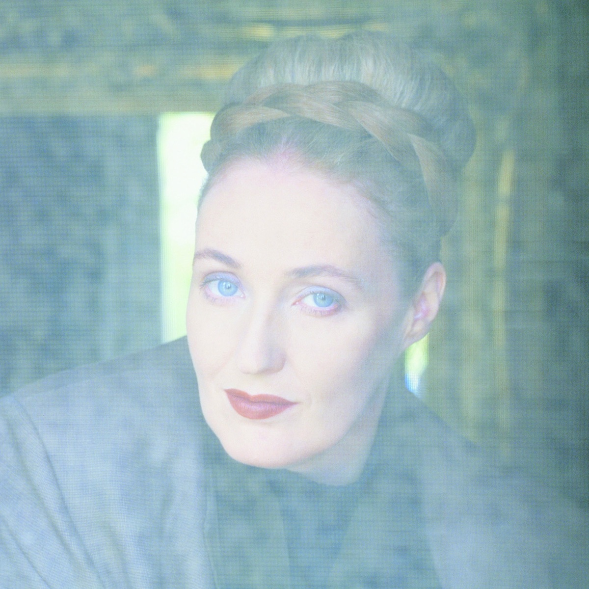 Lisa Gerrard Portrait
