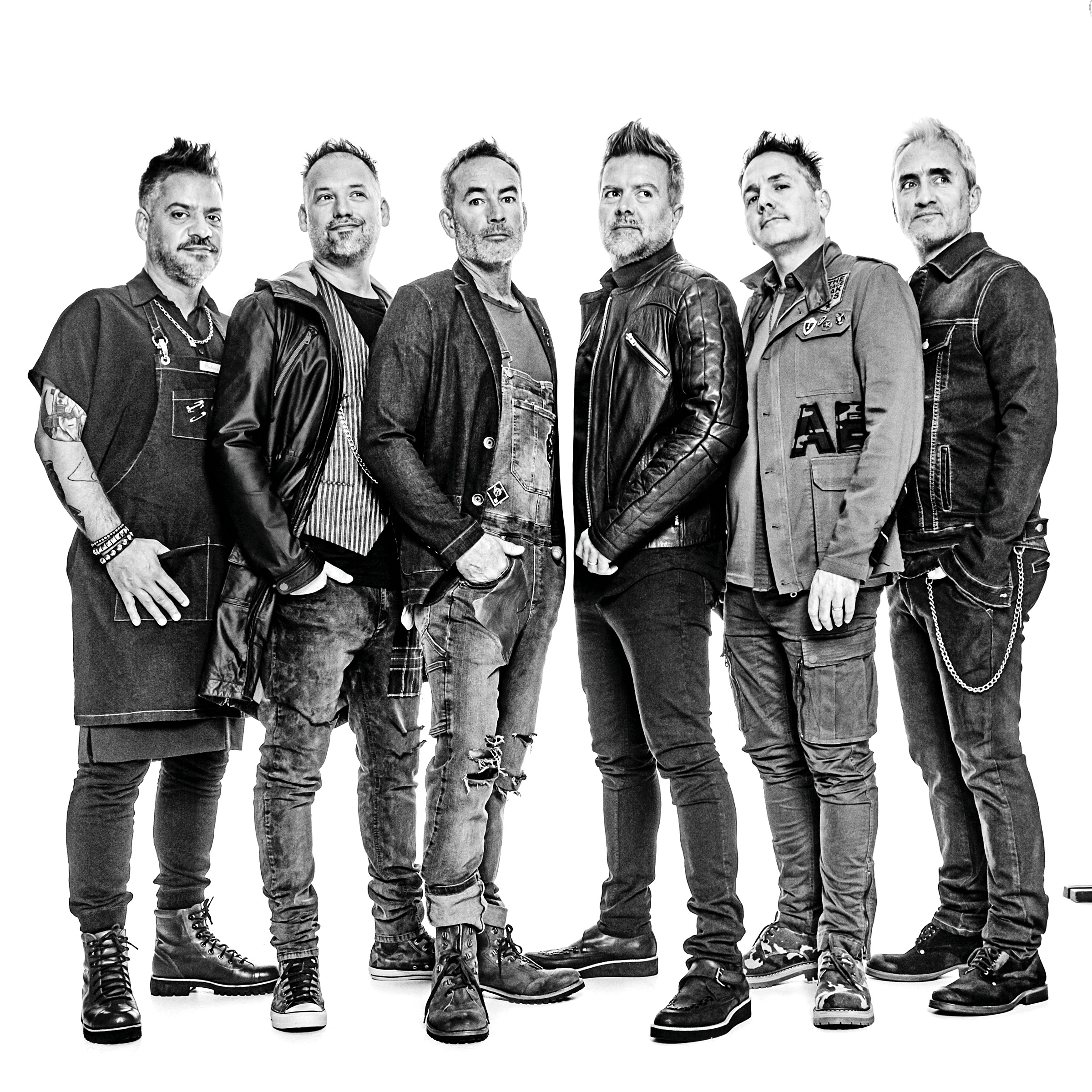 Los Pericos Portrait