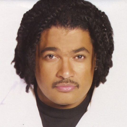 Alan Cavé Portrait