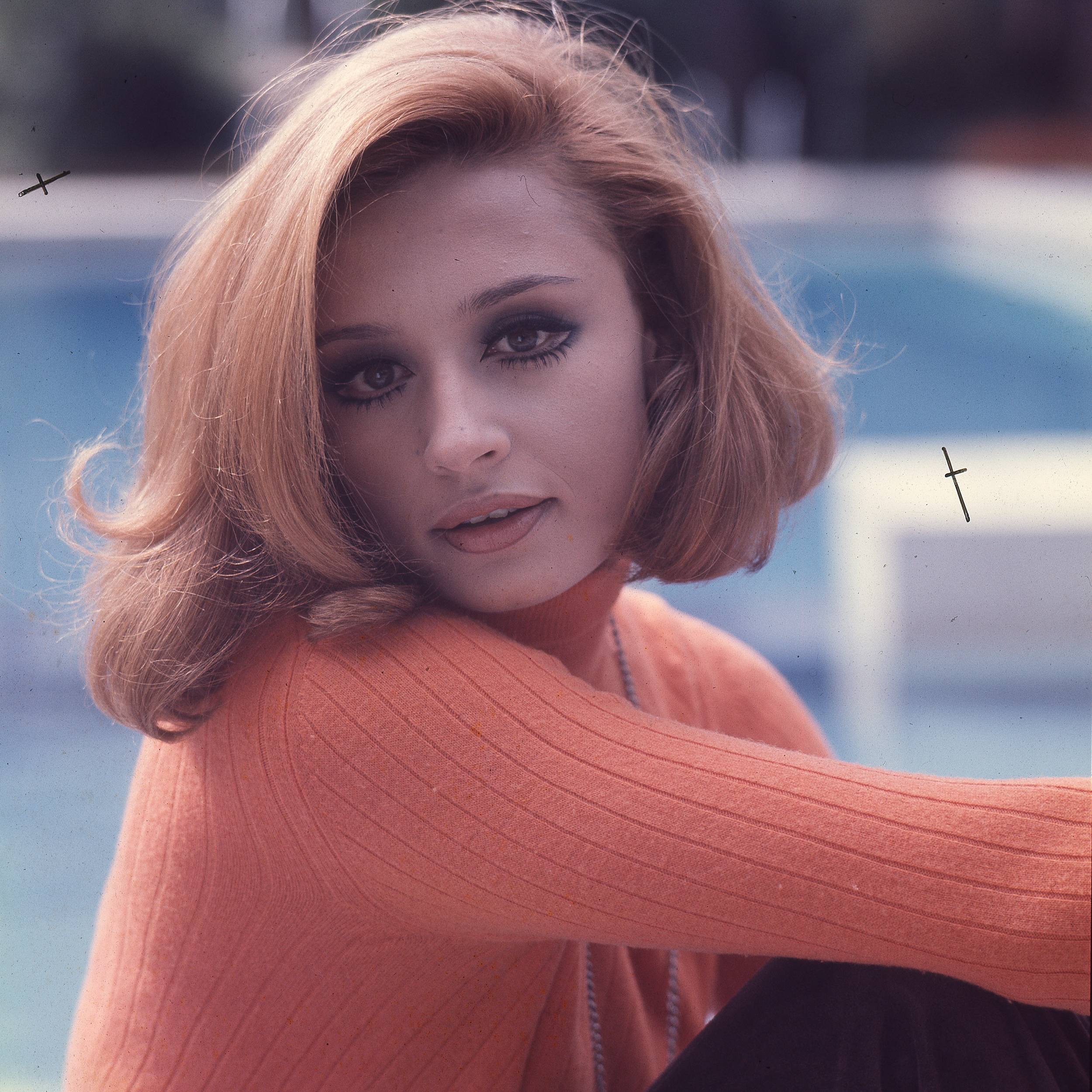 Raffaella Carrà Portrait