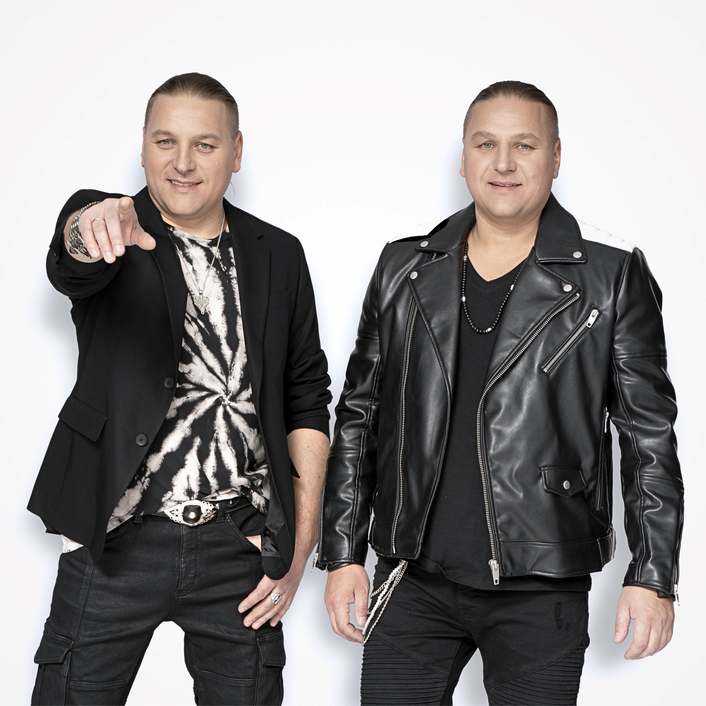 GOLEC UORKIESTRA Portrait