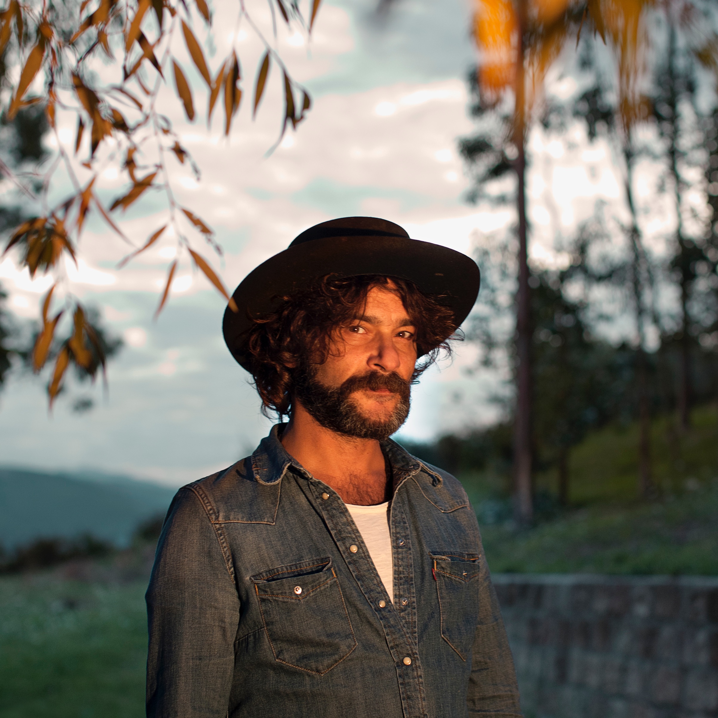 Quique González Portrait