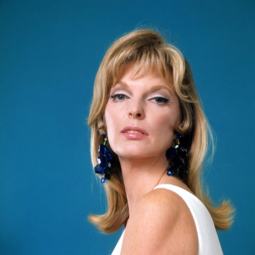 Julie London Portrait