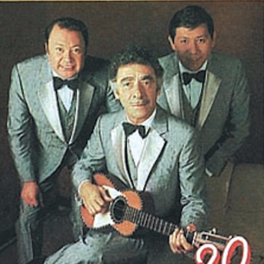 Los Tres Ases portrait