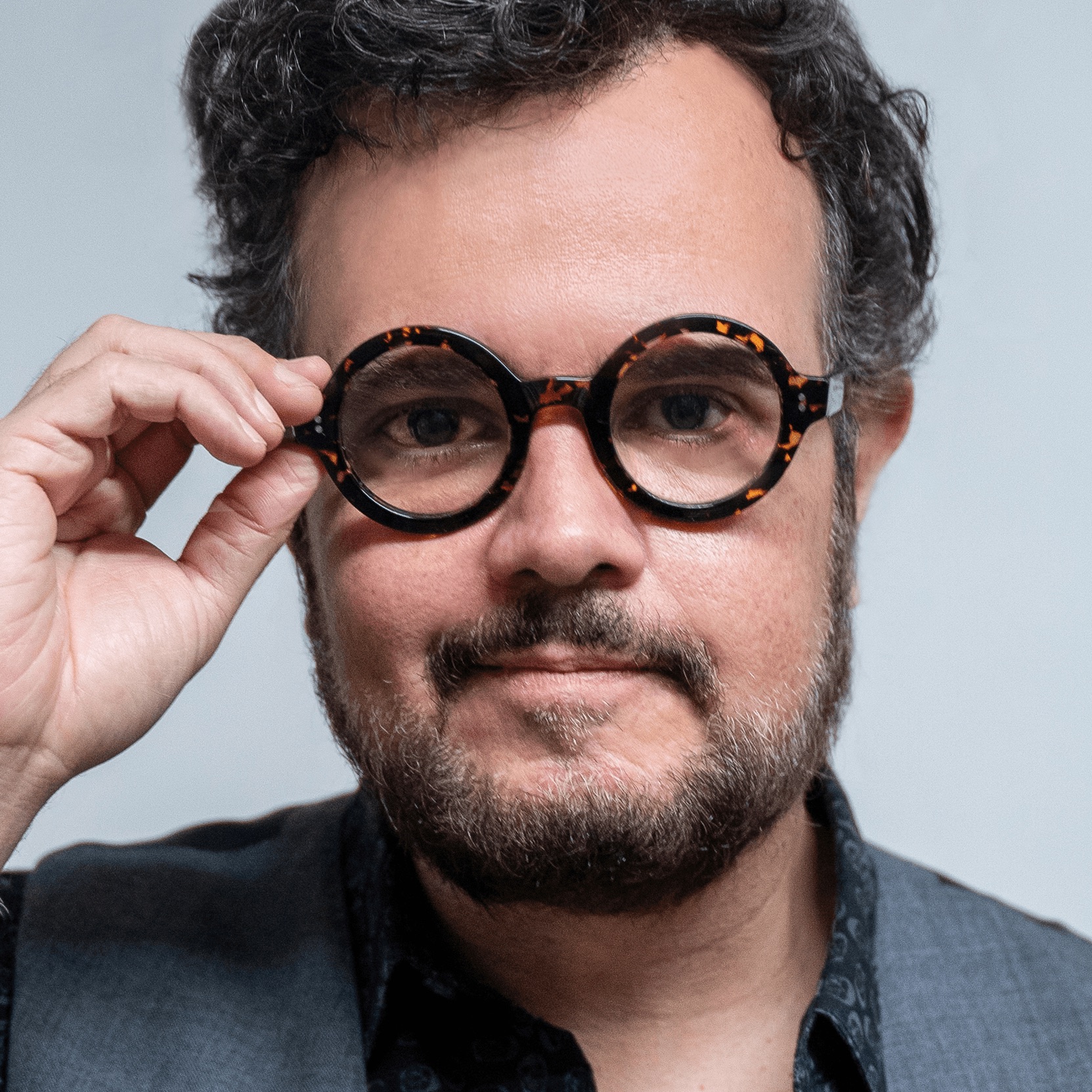 Aleks Syntek portrait