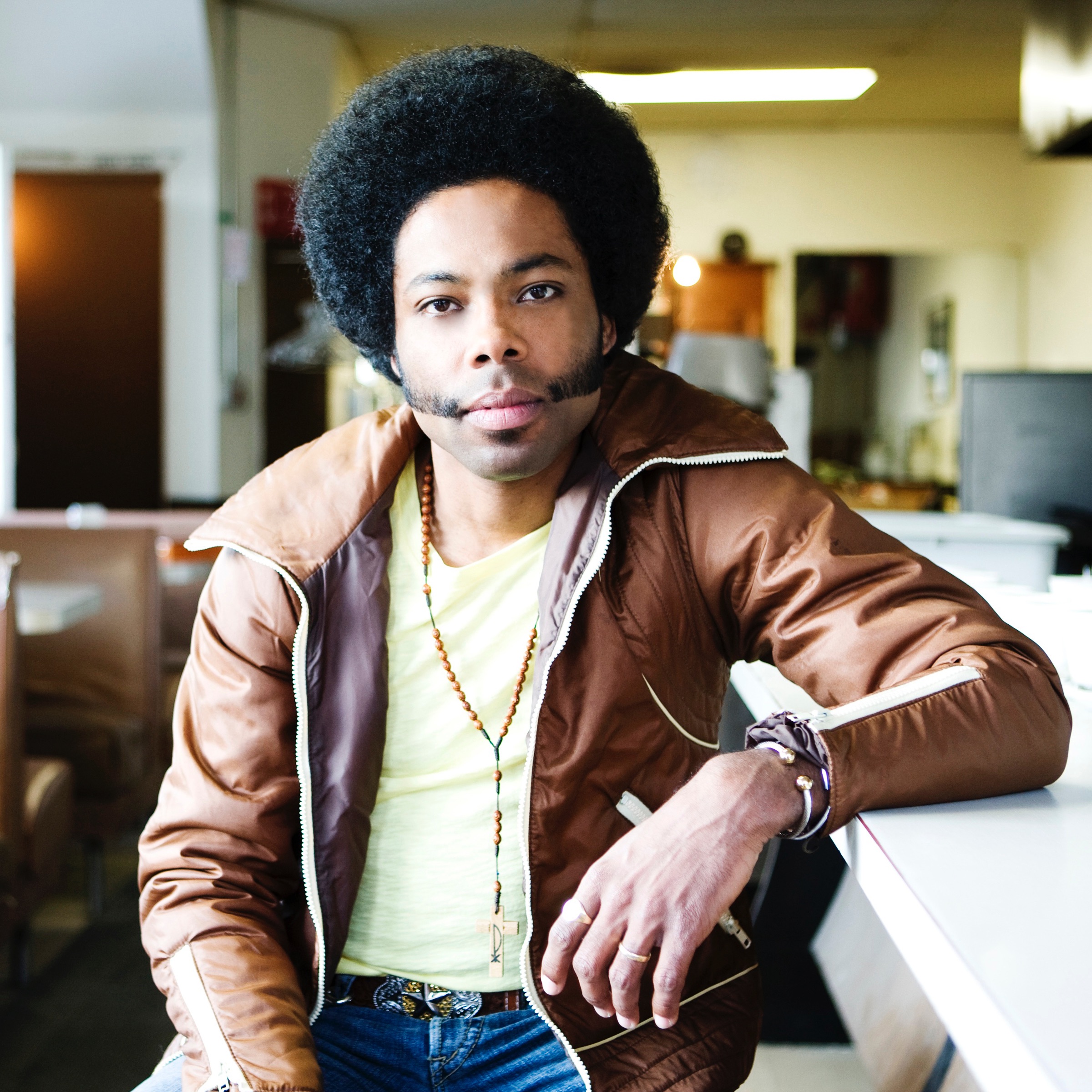 Alex Cuba portrait