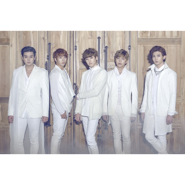 U-KISS Licensed Best Selection album cover
