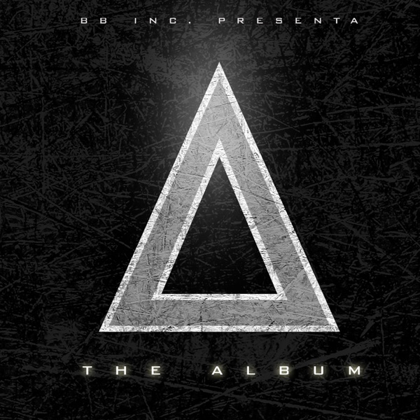 Triángulo (feat. Lapiz Conciente, Yaga, Mackie, La Materialista, Lolo En El Microfono, Nejo, Sosa Gu album cover