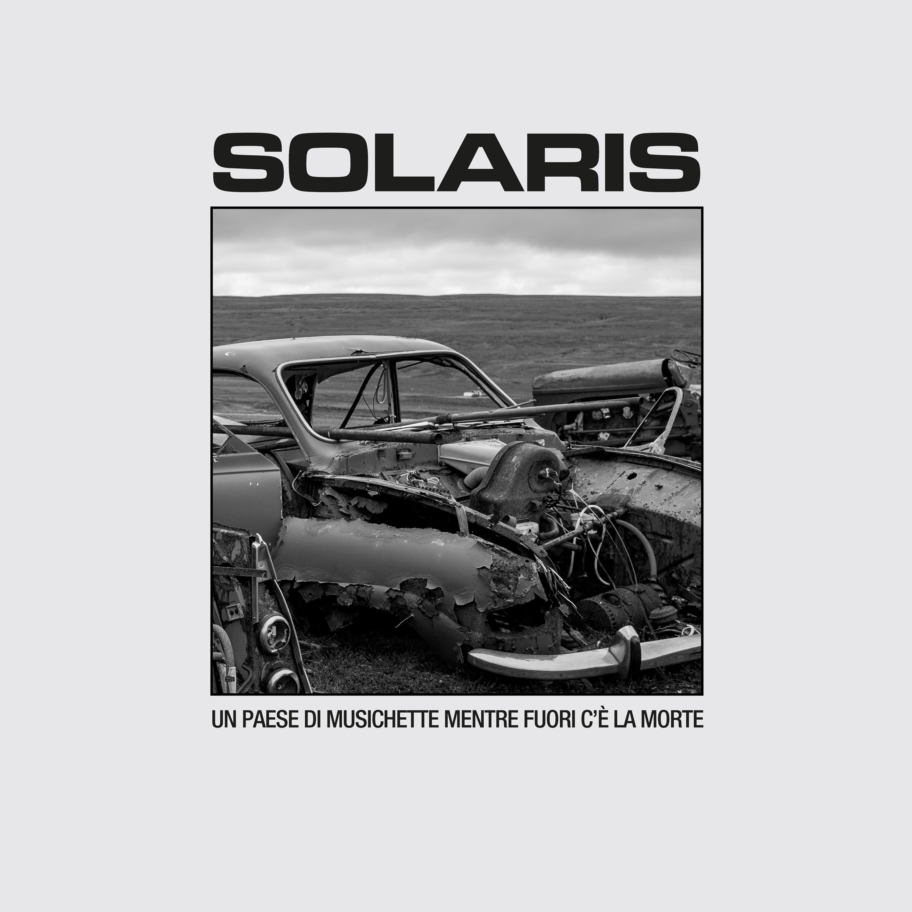 Un paese di musichette mentre fuori c'è la morte album cover