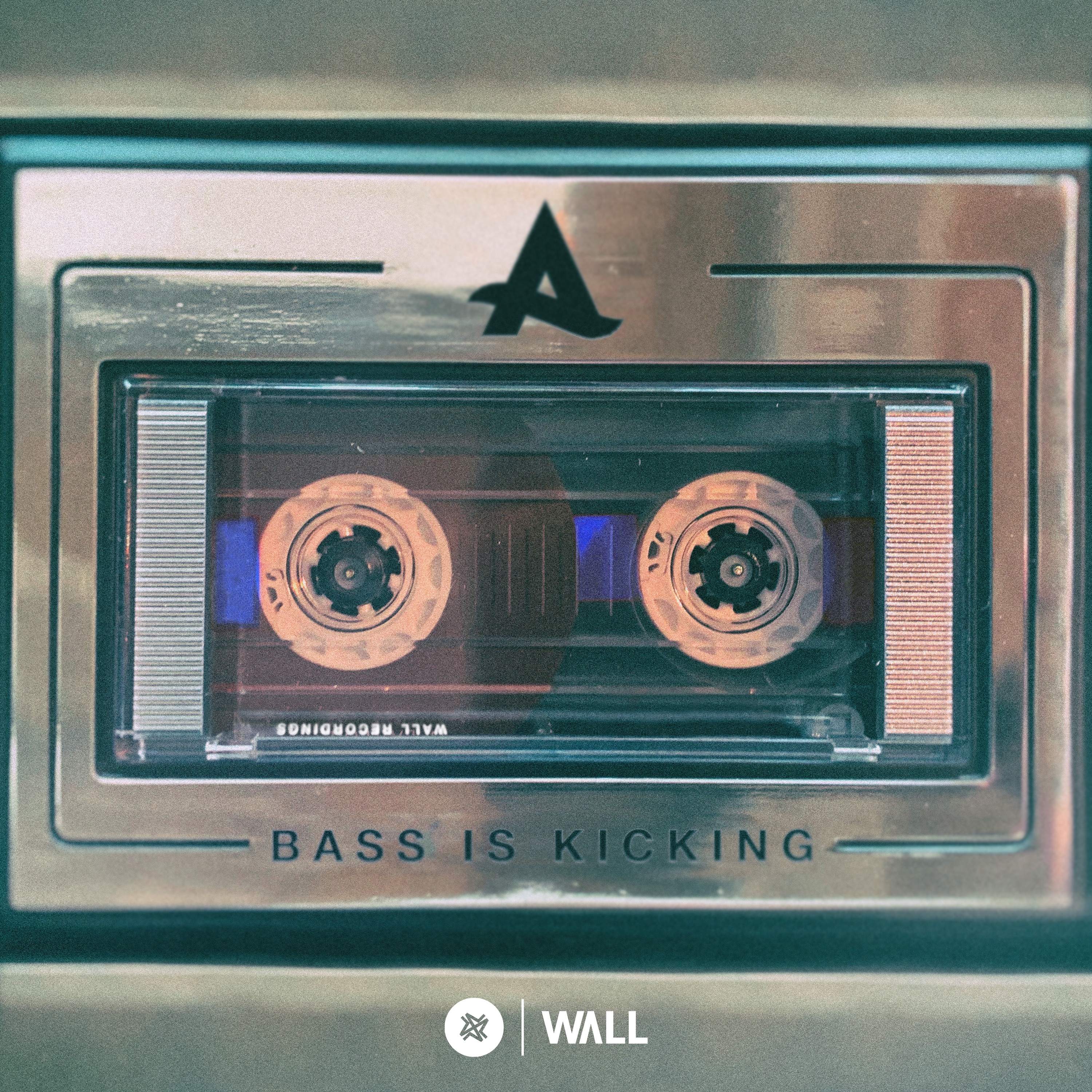 Bass Is Kicking - Single album cover
