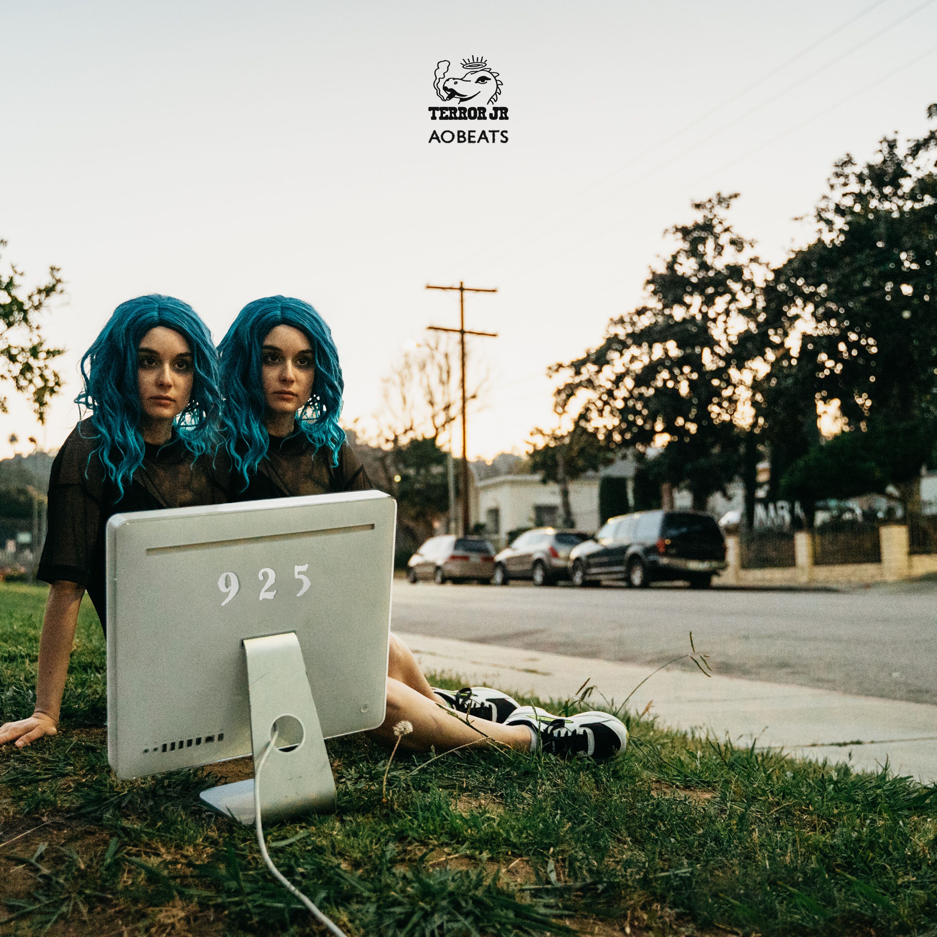 9 2 5 - Single album cover