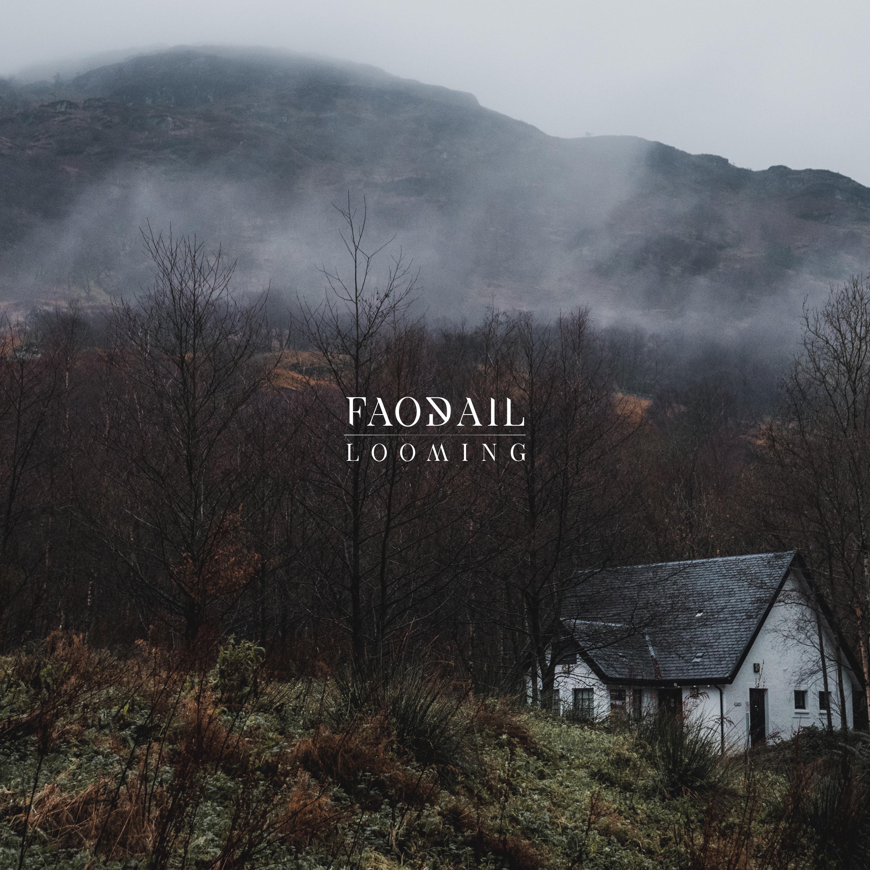 Looming - Single album cover