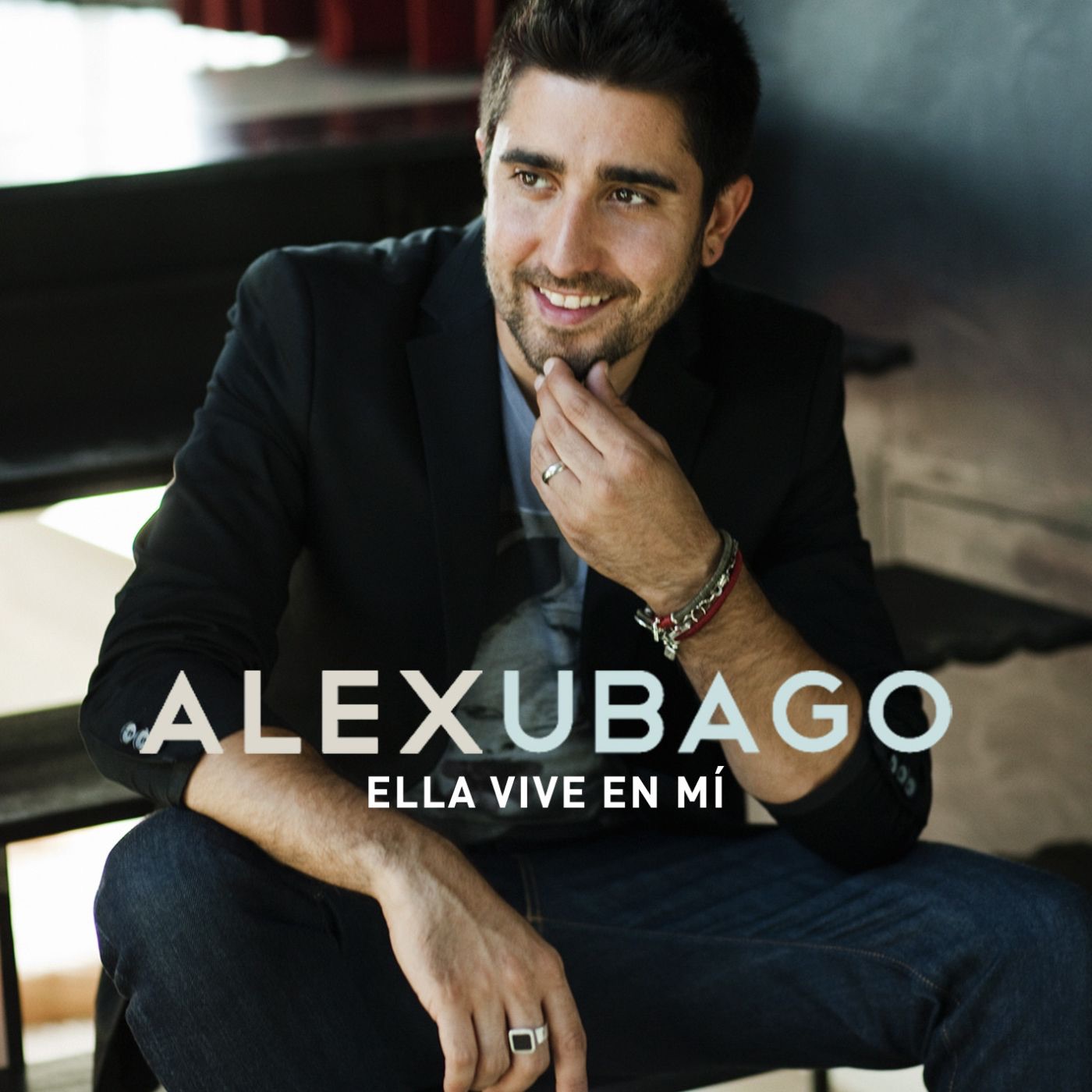 Ella Vive en Mí - Single album cover