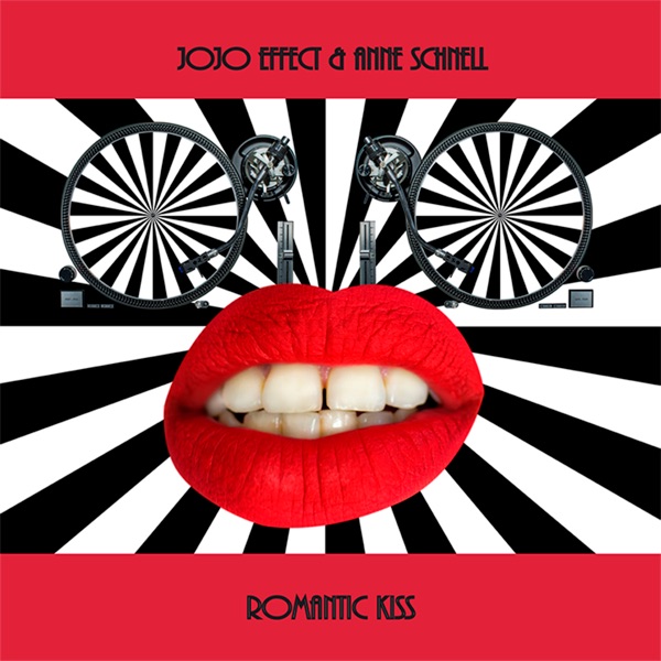 Romantic Kiss - Single album cover