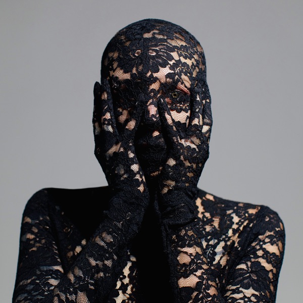 Vampire At the Swimming Pool - Single album cover