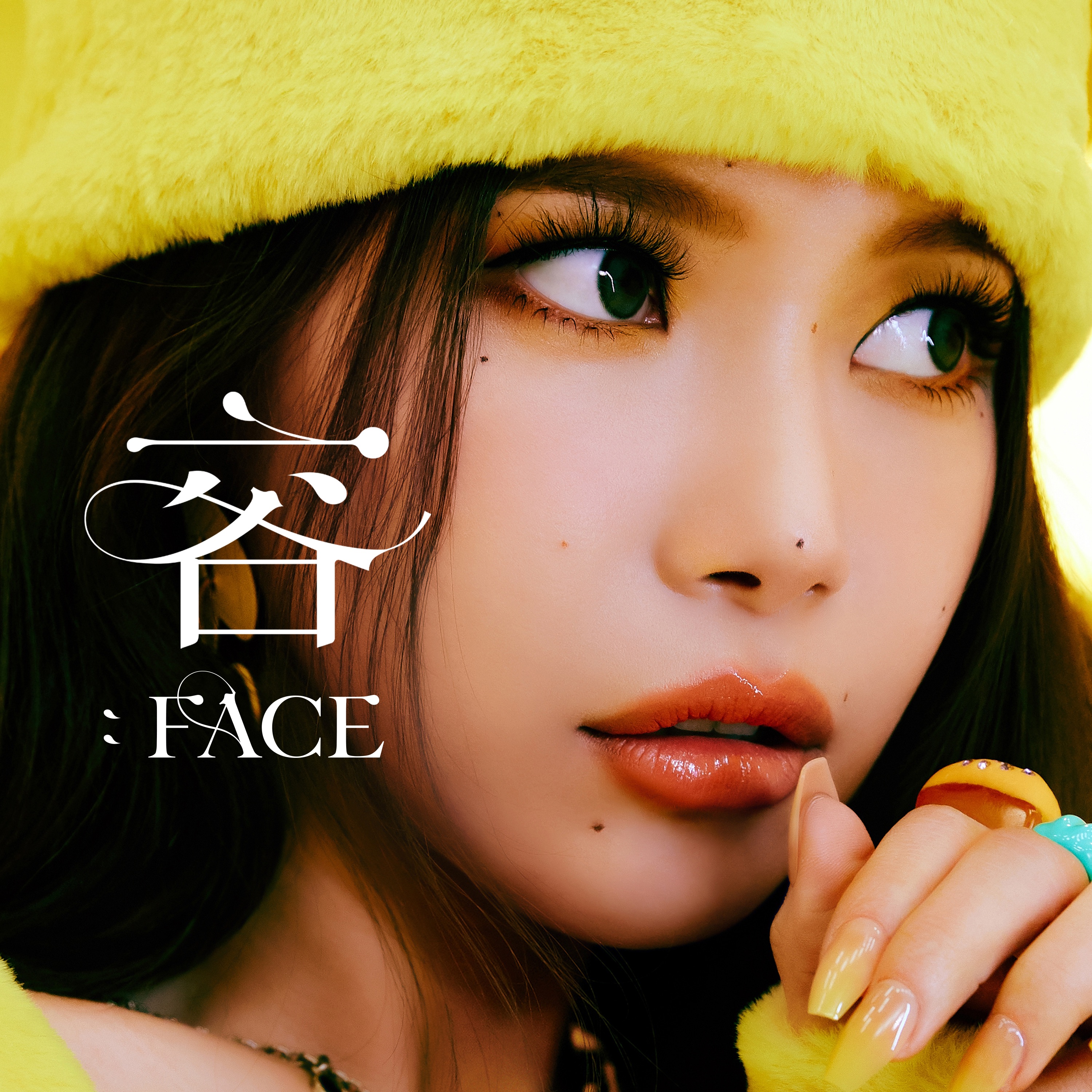 容 : FACE - EP album cover