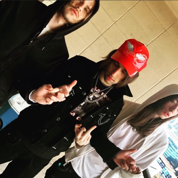 Diediedie (feat. Ricky Chix, Henry Mosto & Laker) - Single album cover