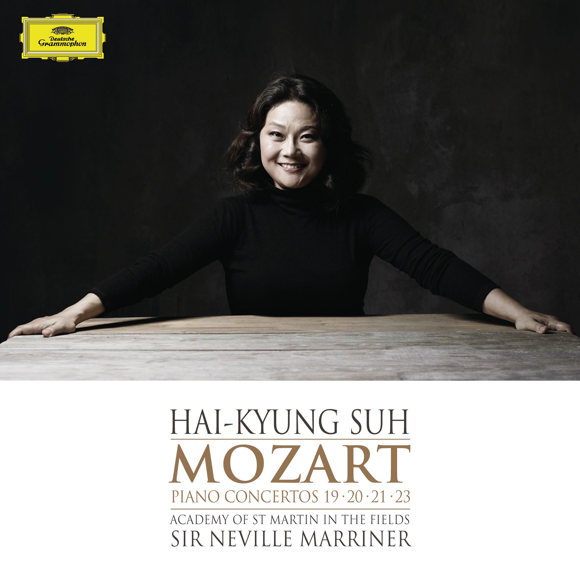 Mozart Piano Concertos 19∙20∙21∙23 album cover